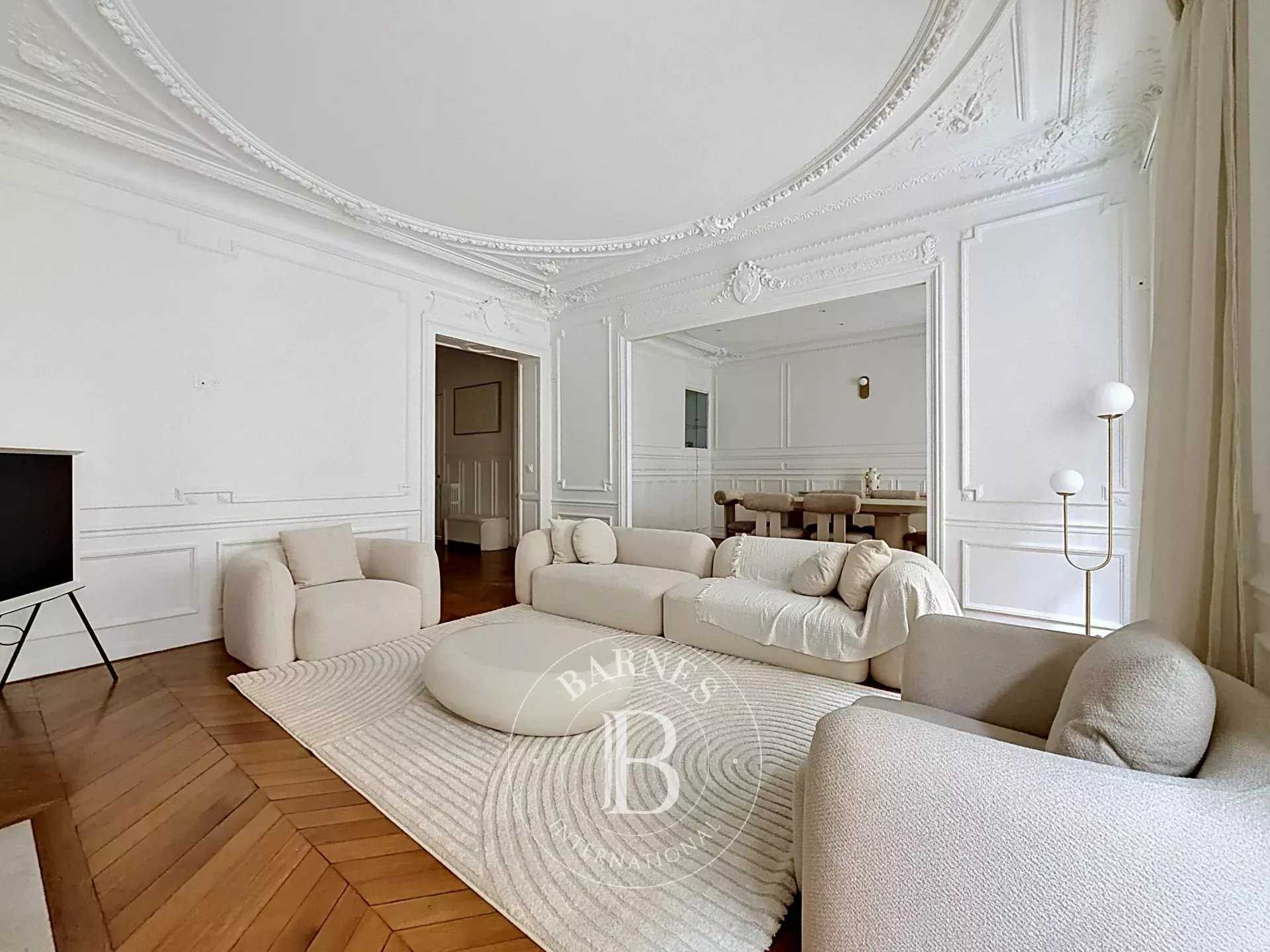 Paris  - Apartment 3 Bedrooms