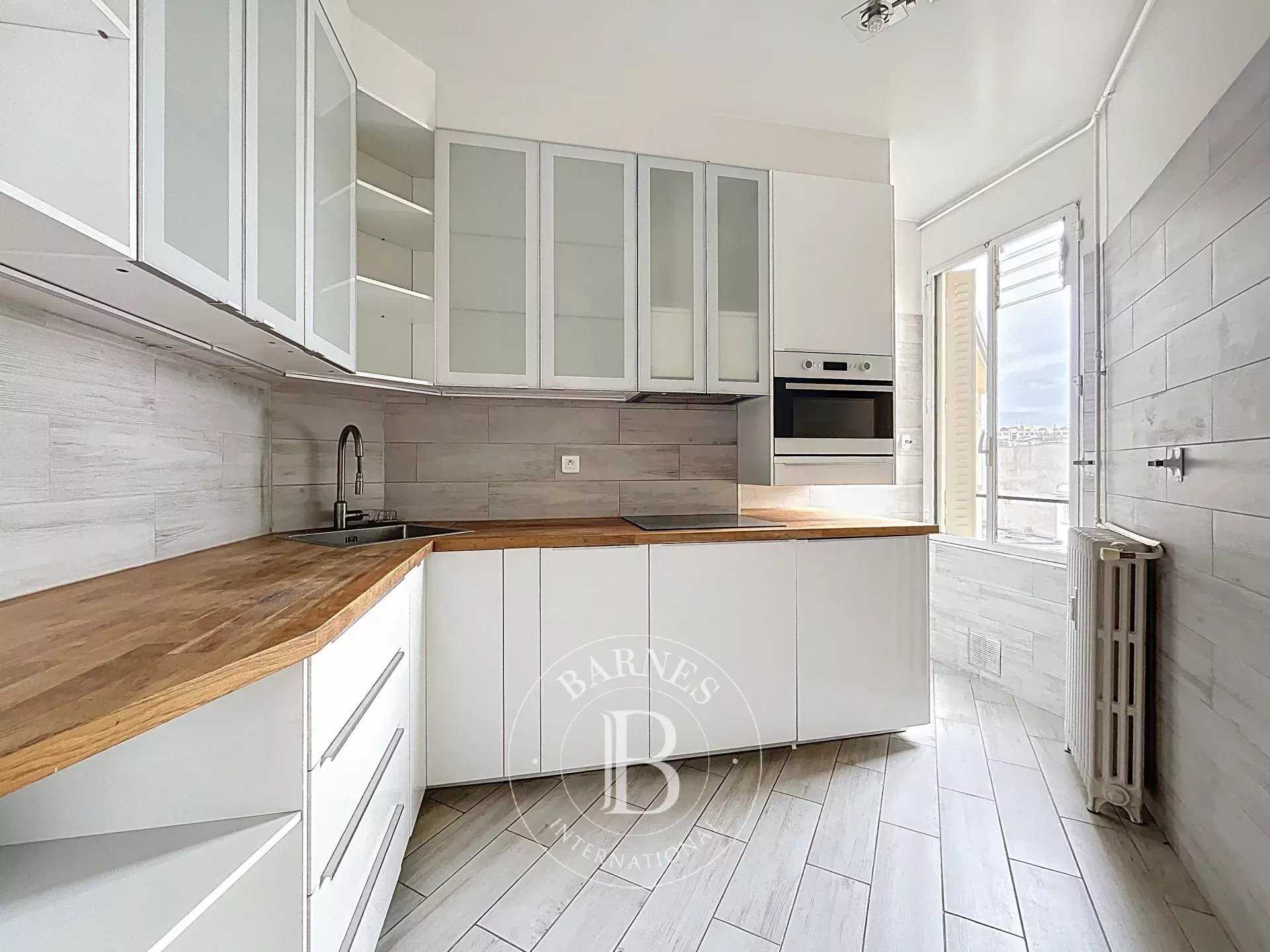 Paris  - Piso 3 Cuartos, 1 Habitacion