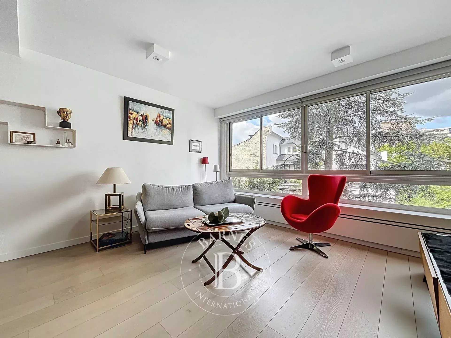 Paris  - Appartement 2 Pi&egrave;ces, 1 Chambre