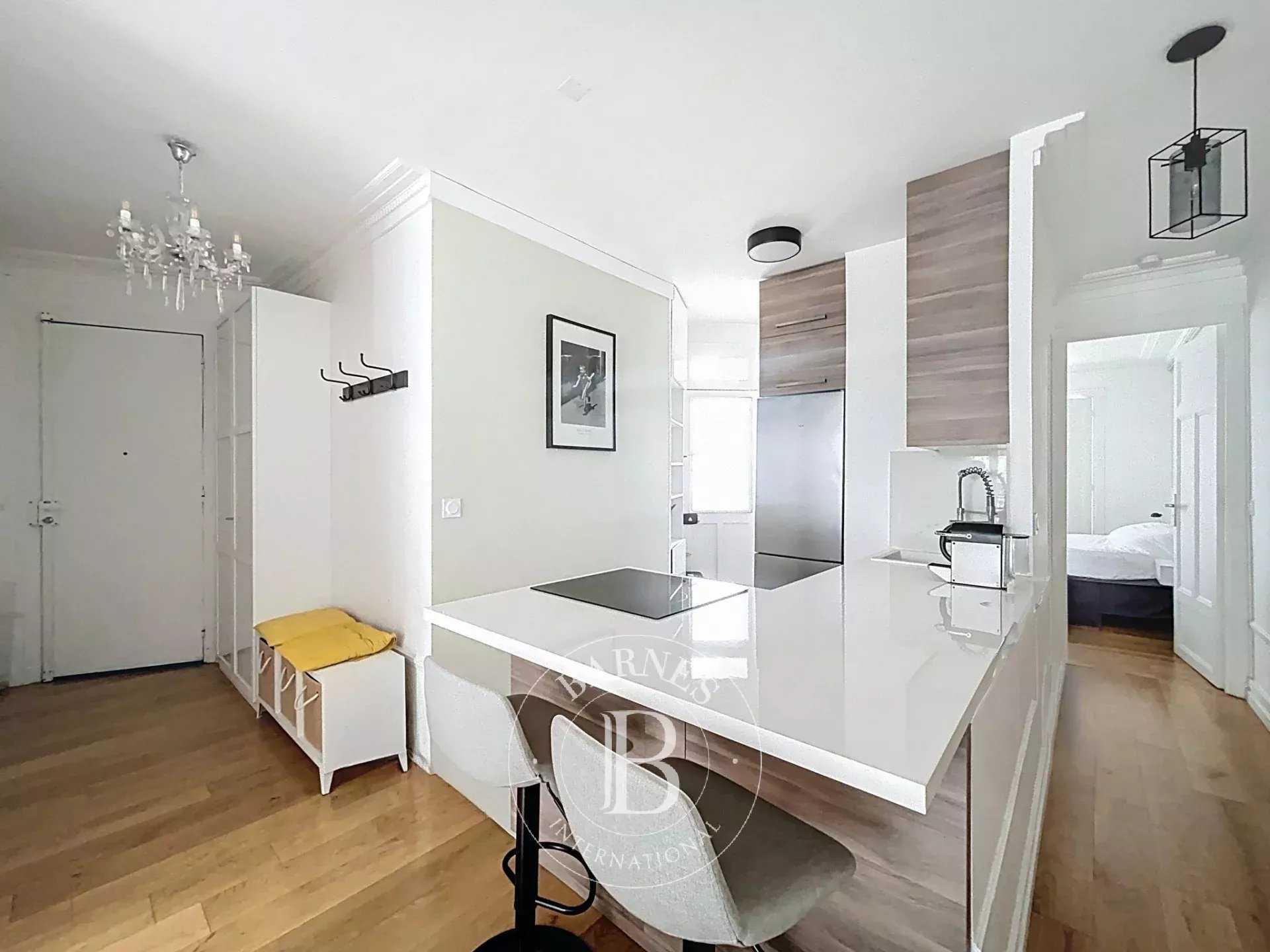 Paris  - Piso 3 Cuartos 2 Habitaciones