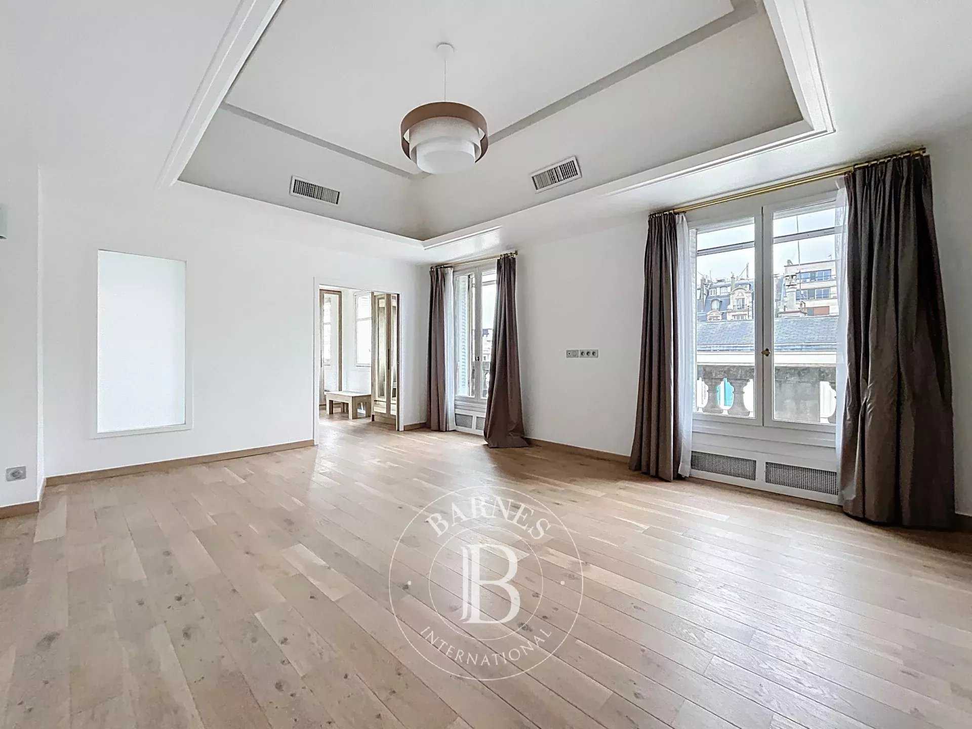 Paris  - Piso 5 Cuartos 3 Habitaciones