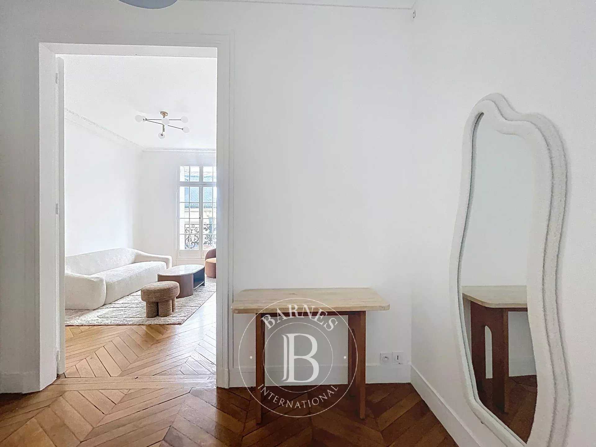 Paris  - Piso 3 Cuartos 2 Habitaciones