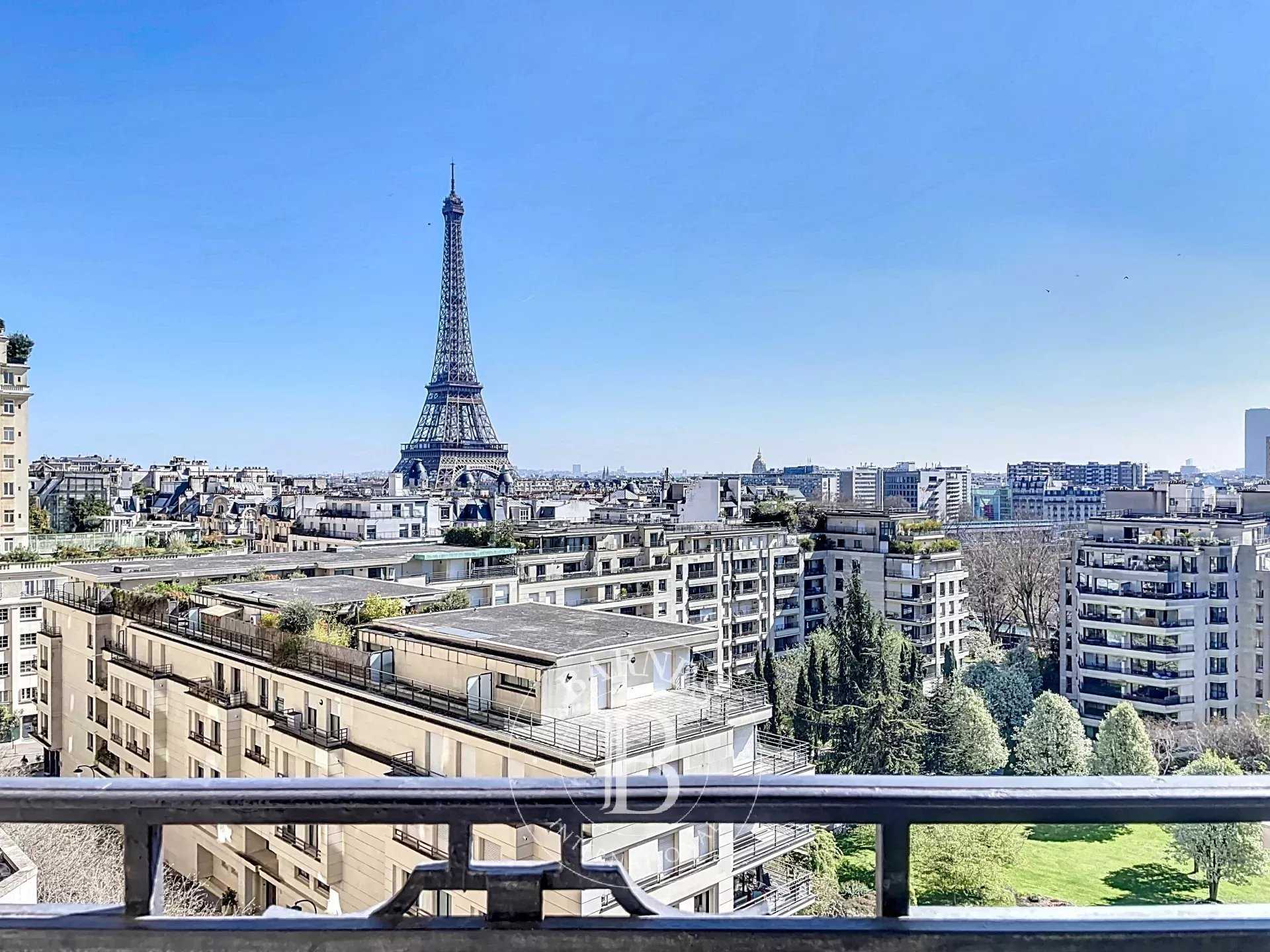 Paris  - Appartement 3 Pièces 2 Chambres