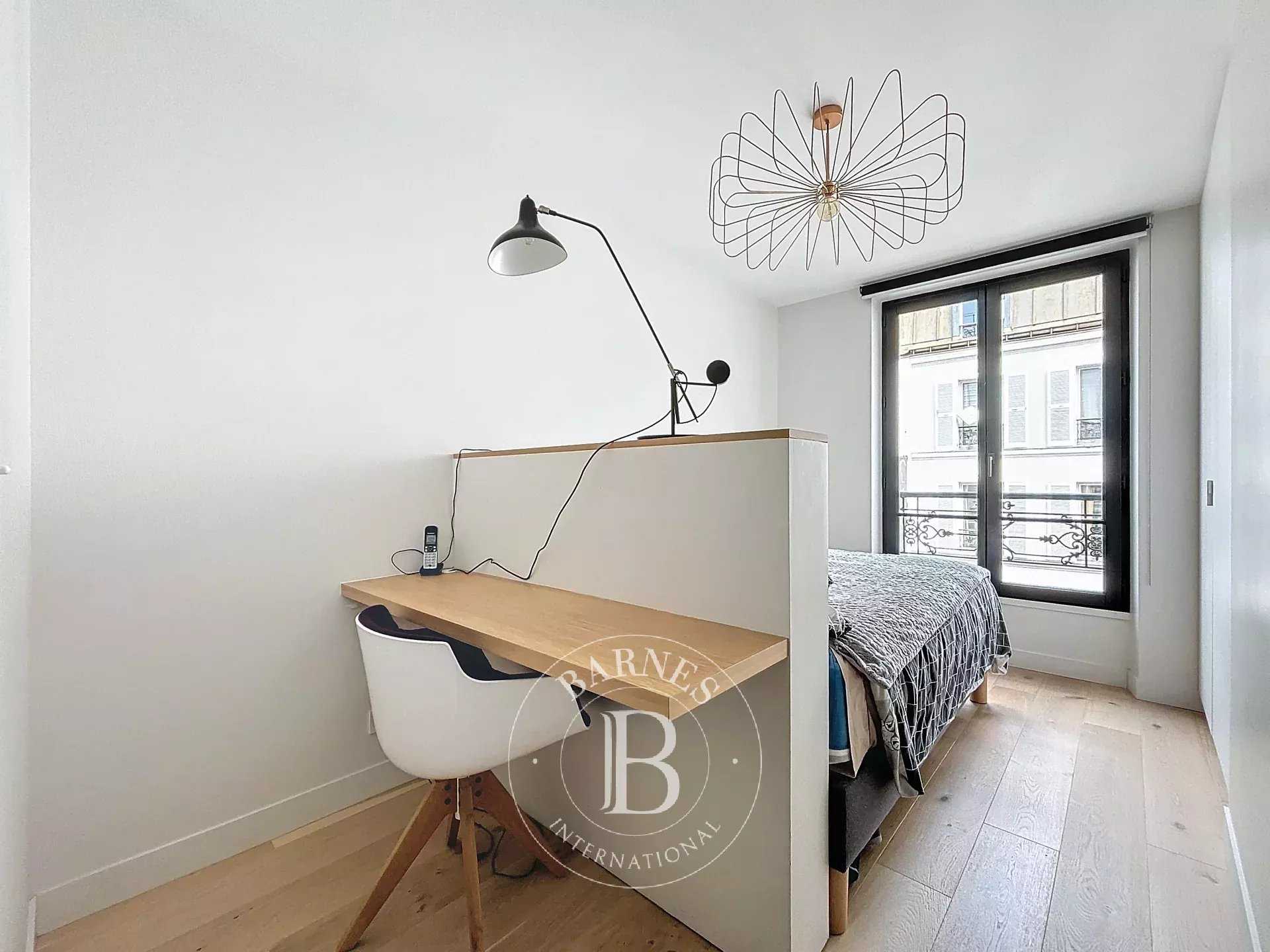 Paris  - Appartement 3 Pièces 2 Chambres