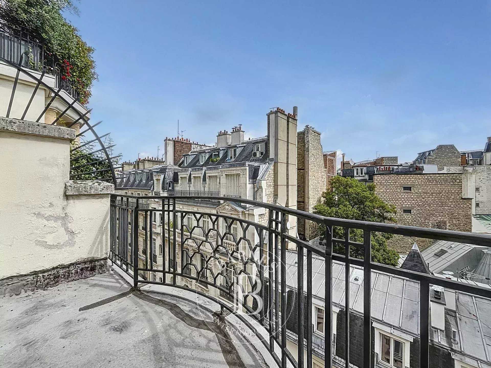 Paris  - Appartement 7 Pièces 4 Chambres