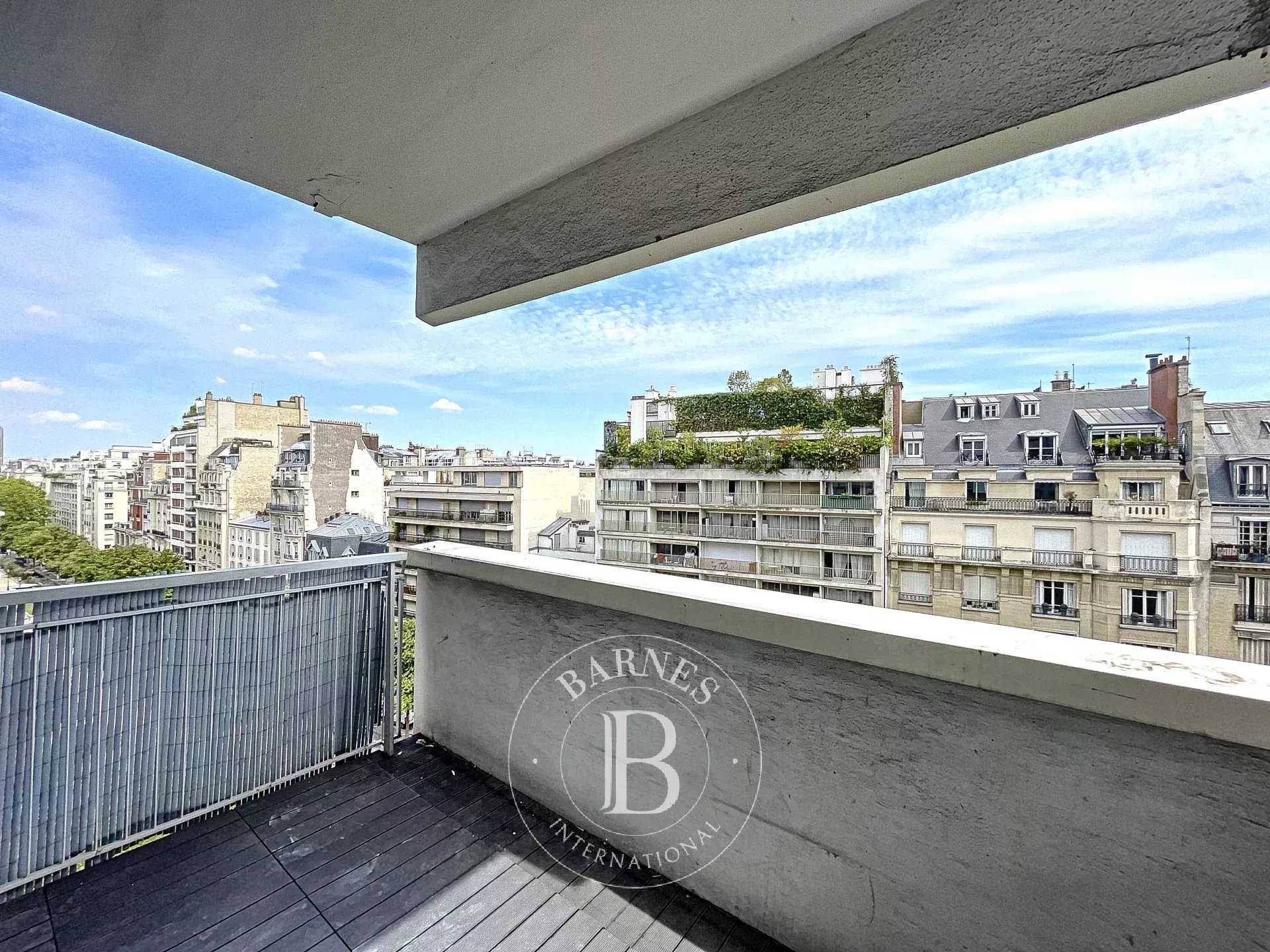 Paris  - Apartment 2 Bedrooms