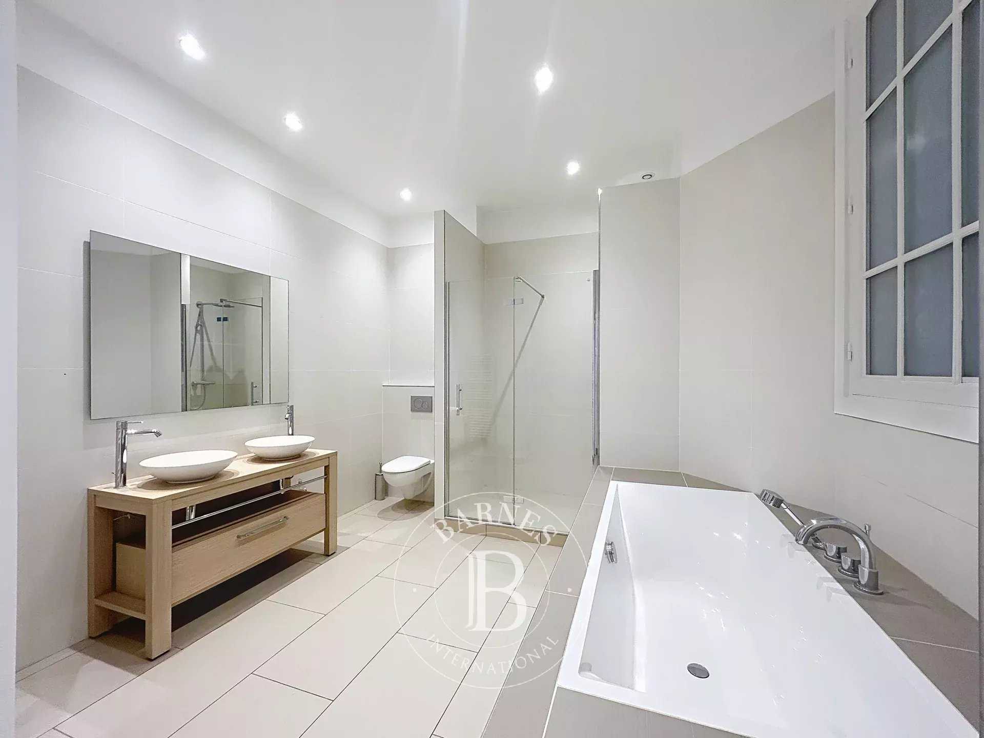 Paris  - Piso 7 Cuartos 4 Habitaciones