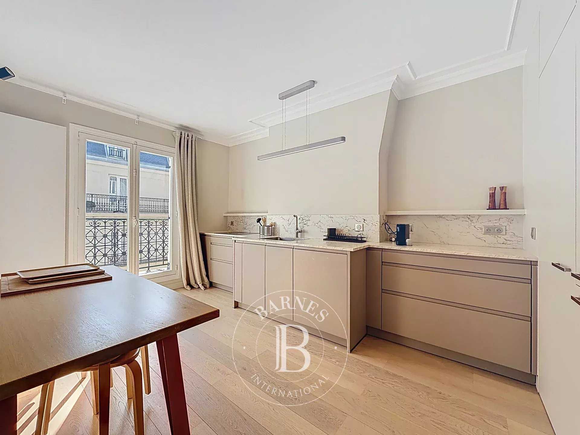 Paris  - Apartment 2 Bedrooms