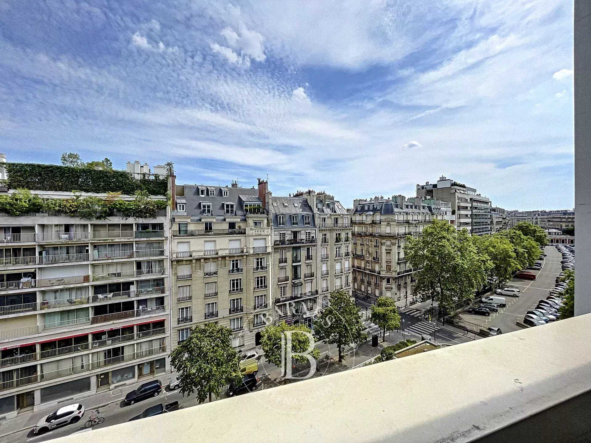 Paris  - Apartment 2 Bedrooms