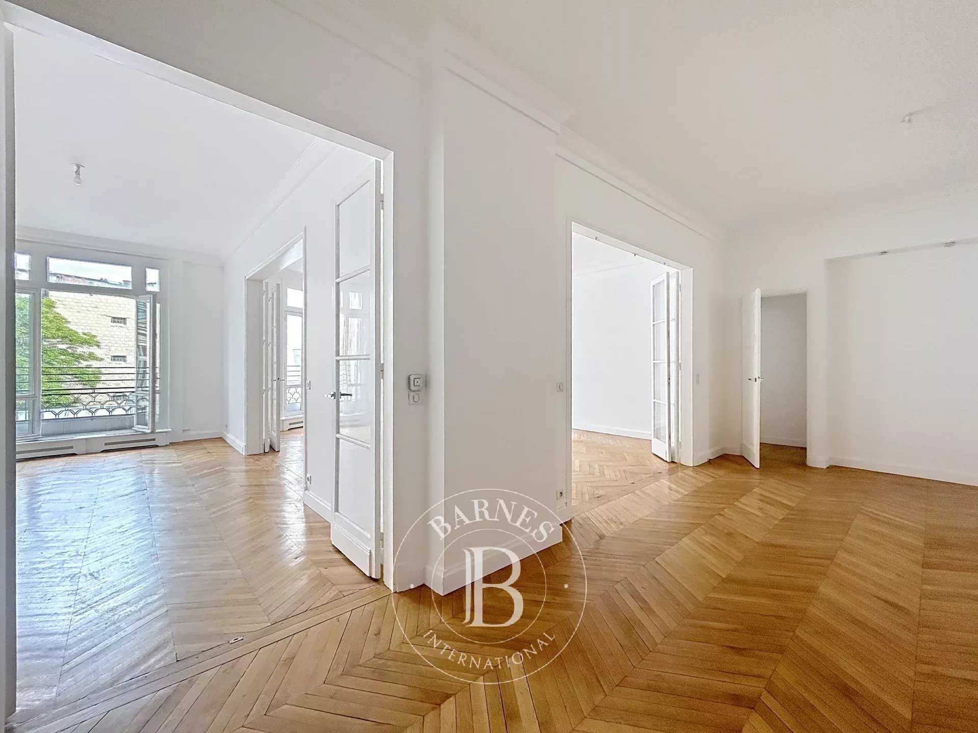 Paris  - Piso 7 Cuartos 4 Habitaciones