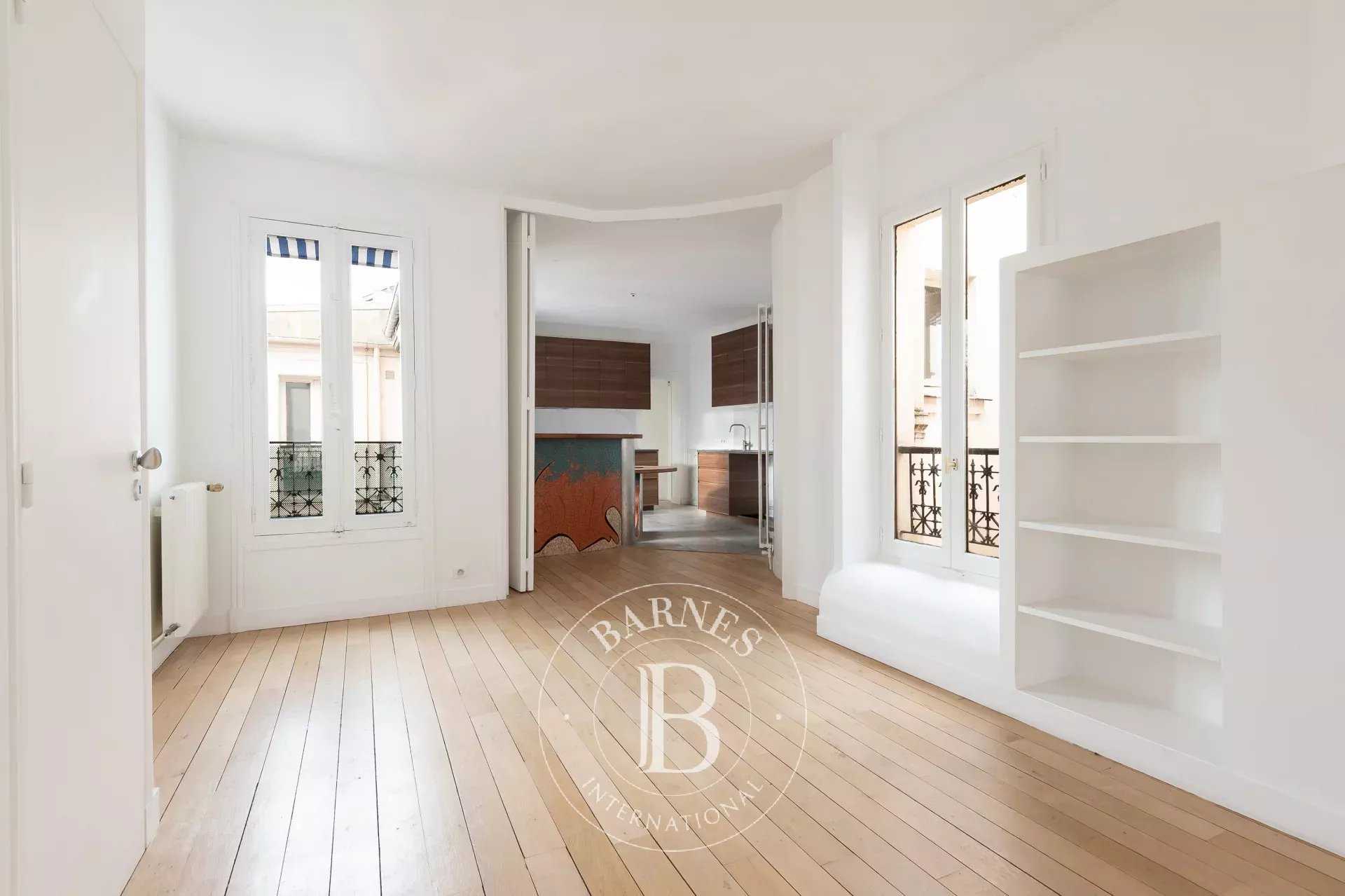 Paris  - Apartment 5 Bedrooms