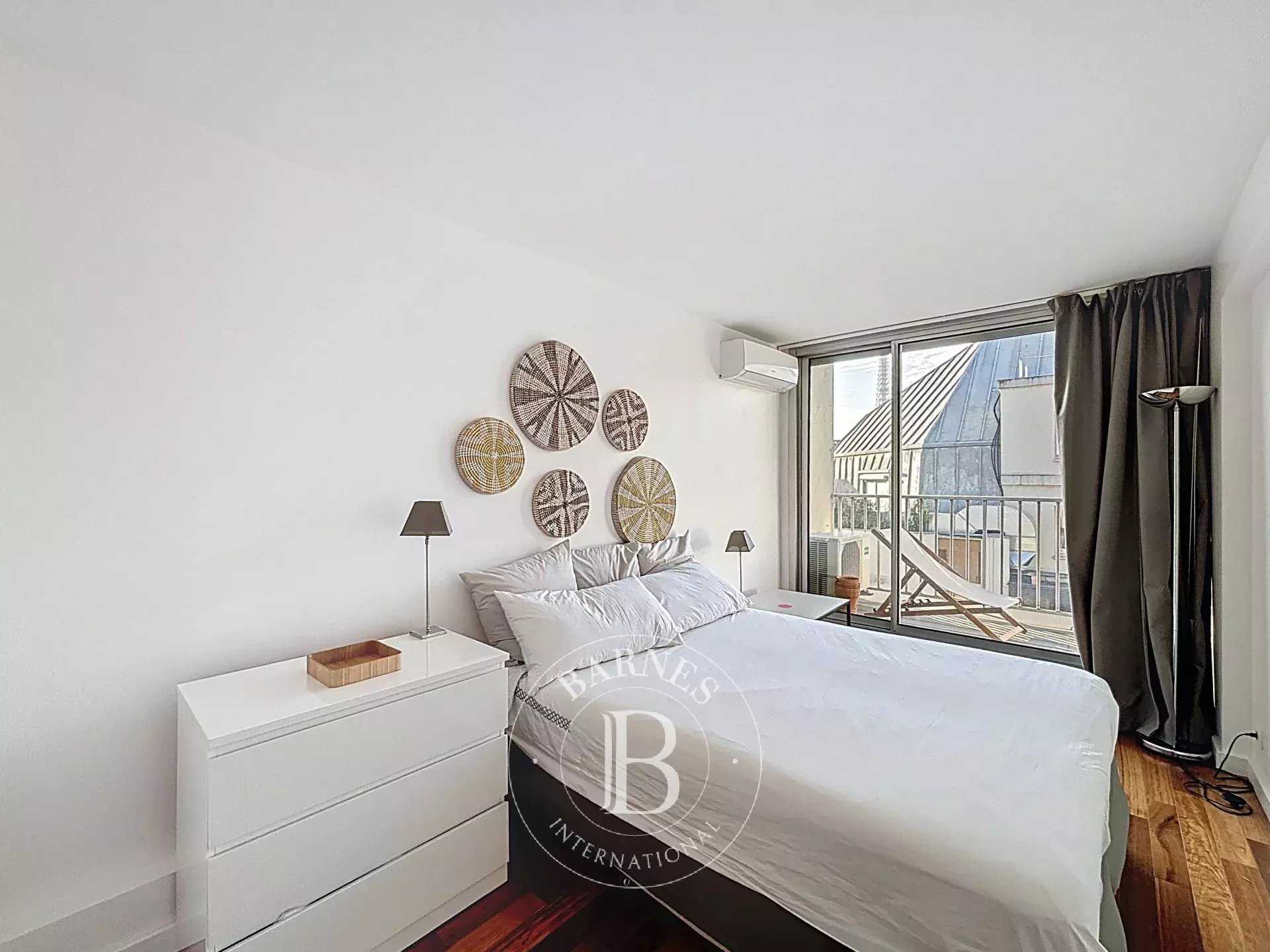 Paris  - Piso 2 Cuartos, 1 Habitacion