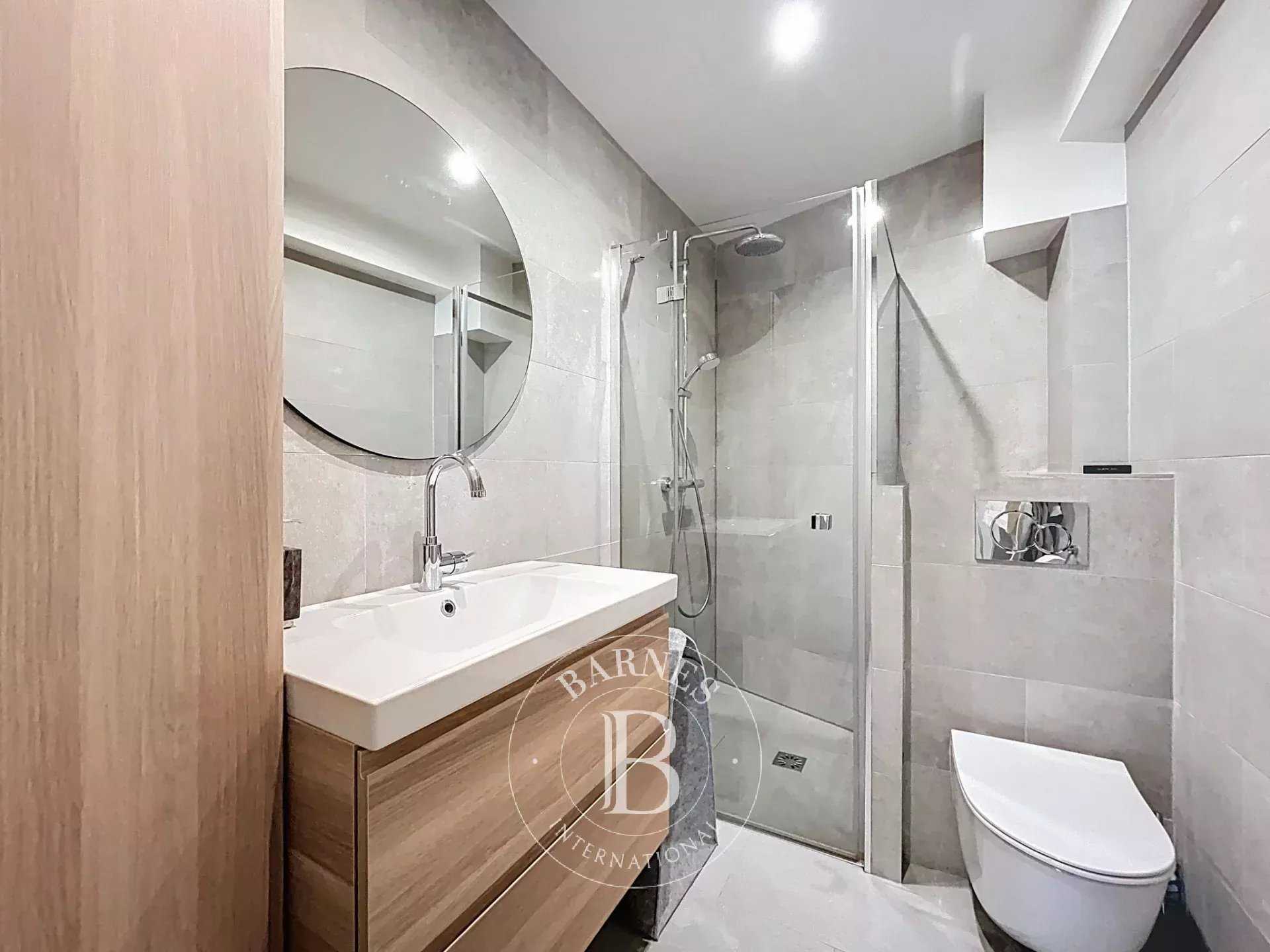 Paris  - Piso 2 Cuartos, 1 Habitacion