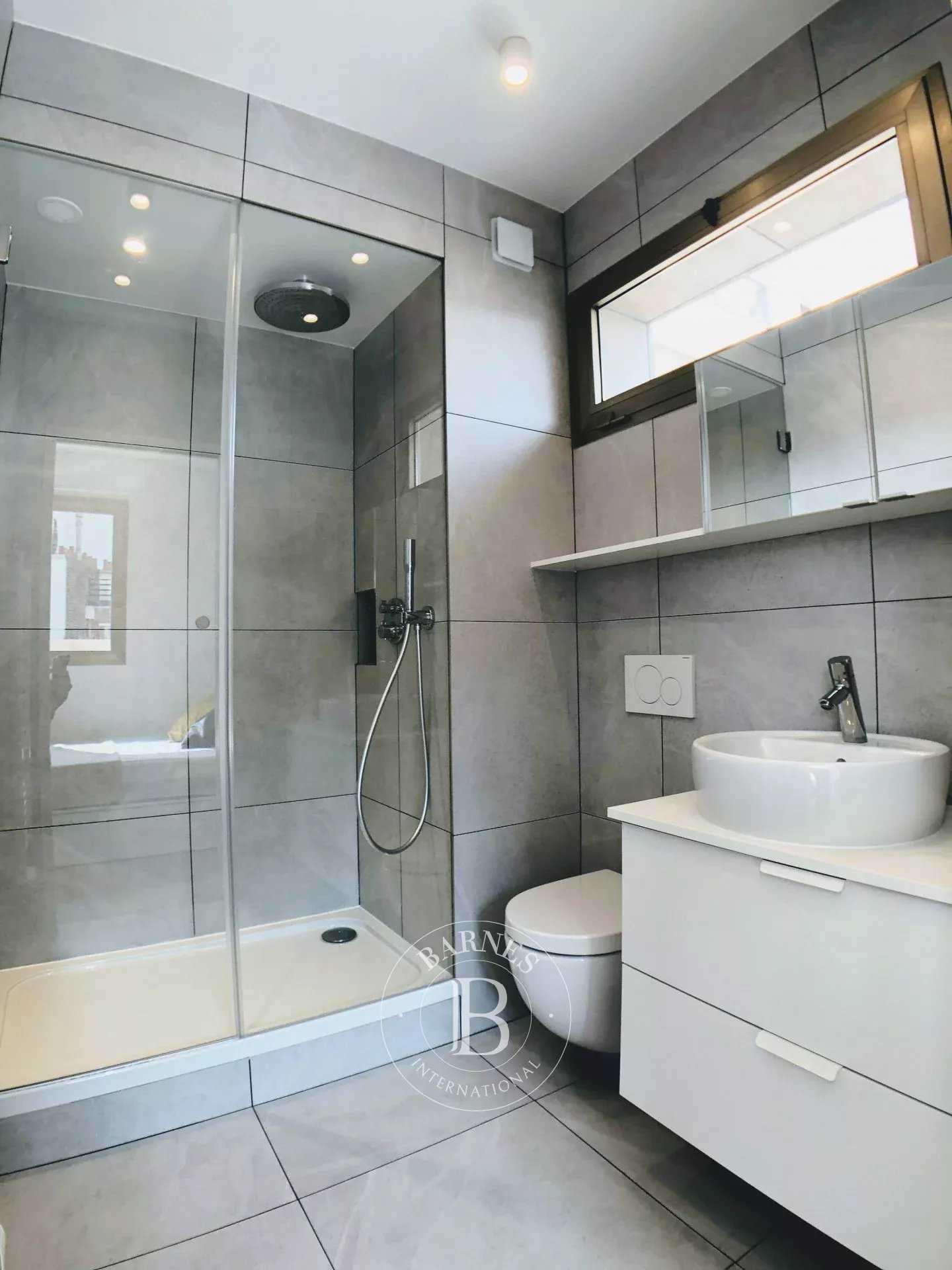 Paris  - Piso 1 Cuarto, 1 Habitacion