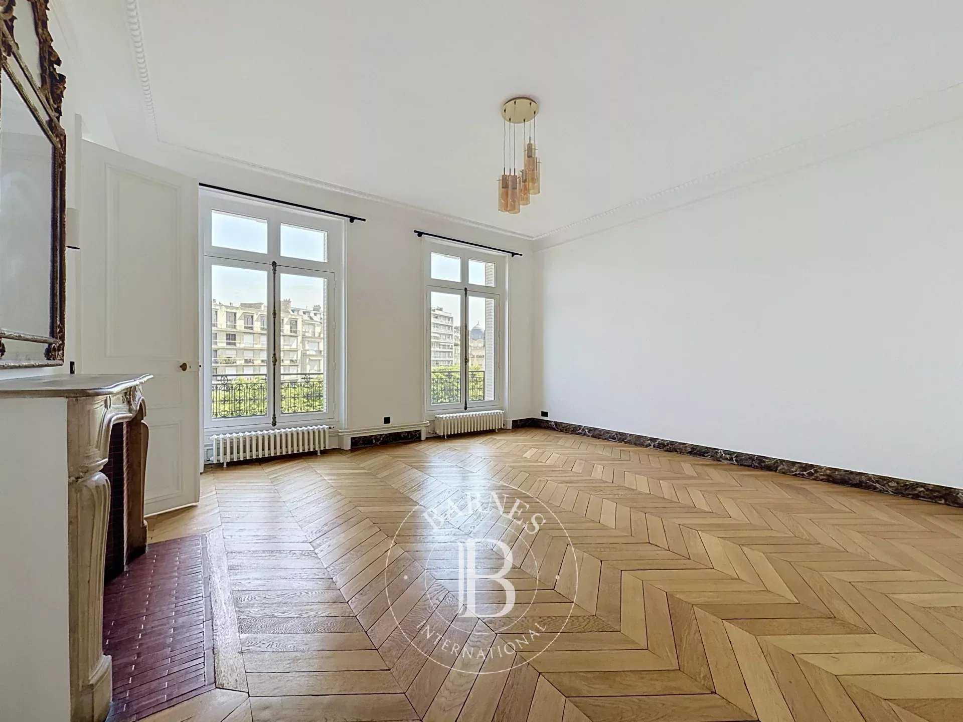 Appartement Paris 75016  -  ref 82921741 (picture 3)