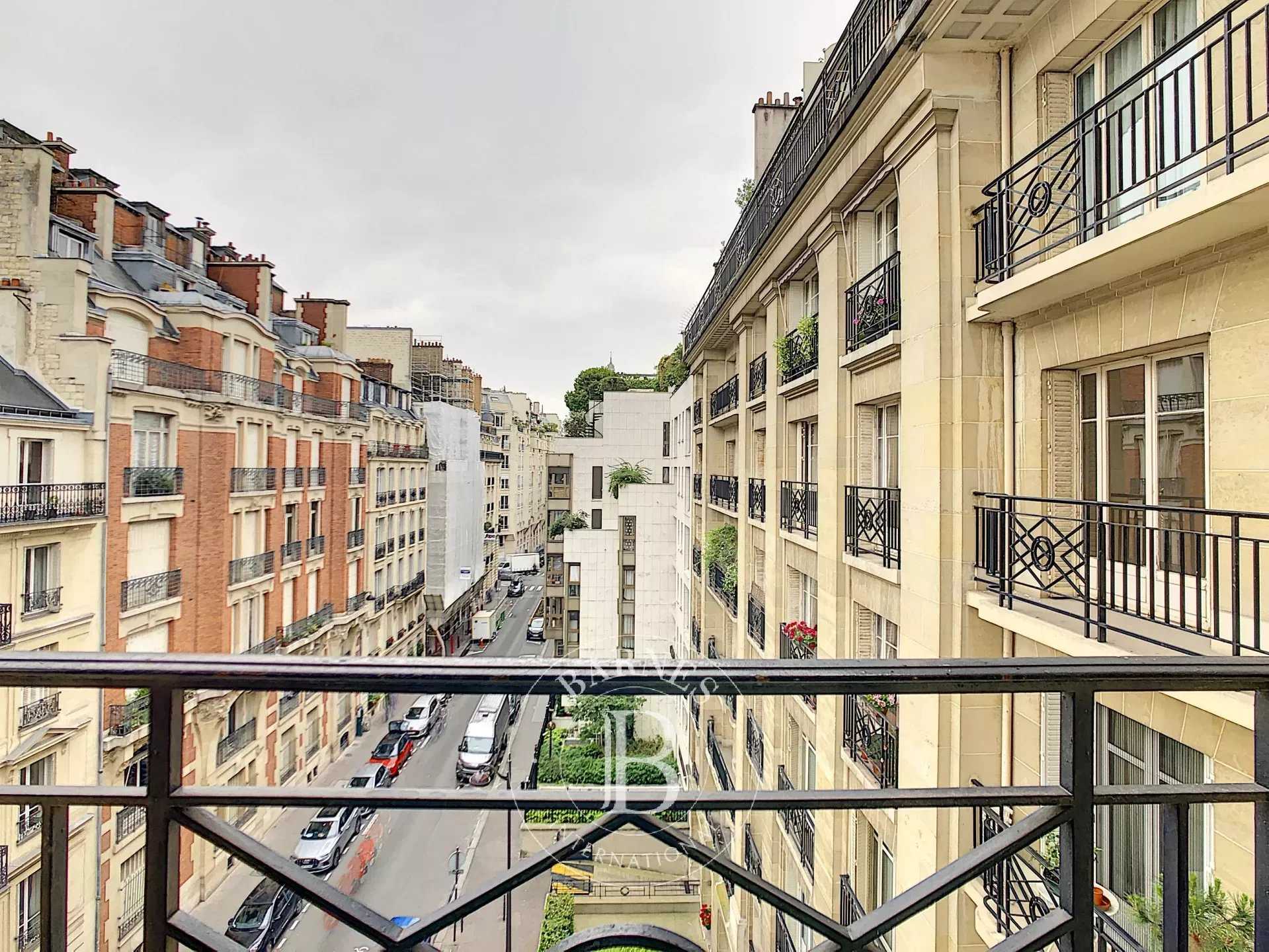 Apartment Paris 75016  -  ref 5763738 (picture 2)