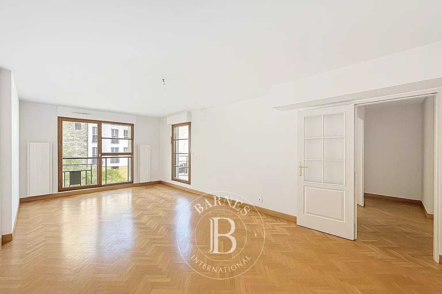 Apartment Paris 75016  -  ref 85977468 (picture 2)