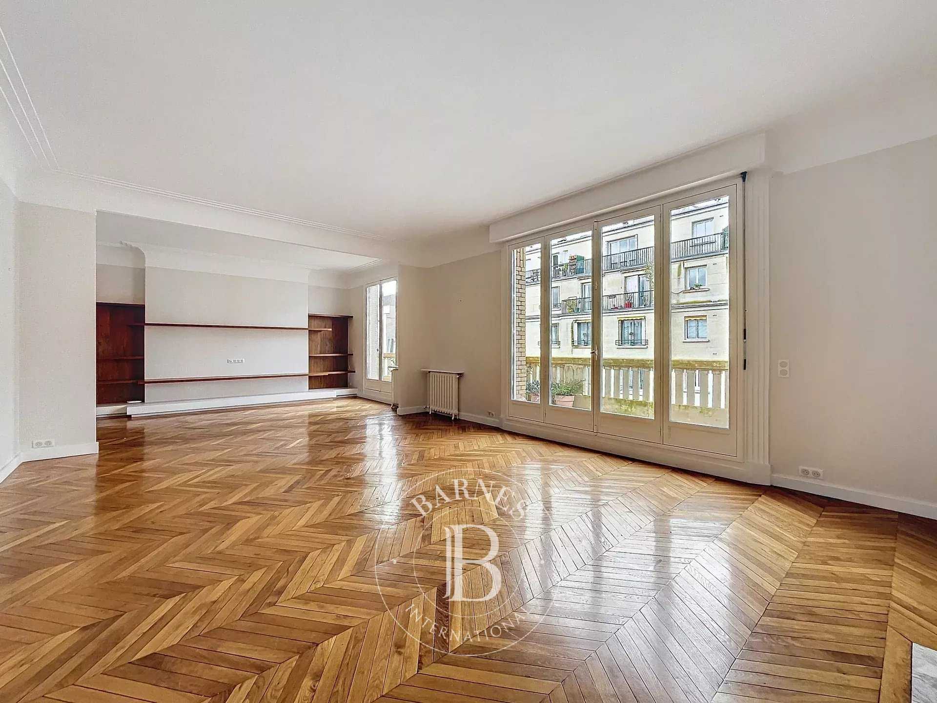 Appartement Paris 75016  -  ref 85628848 (picture 2)