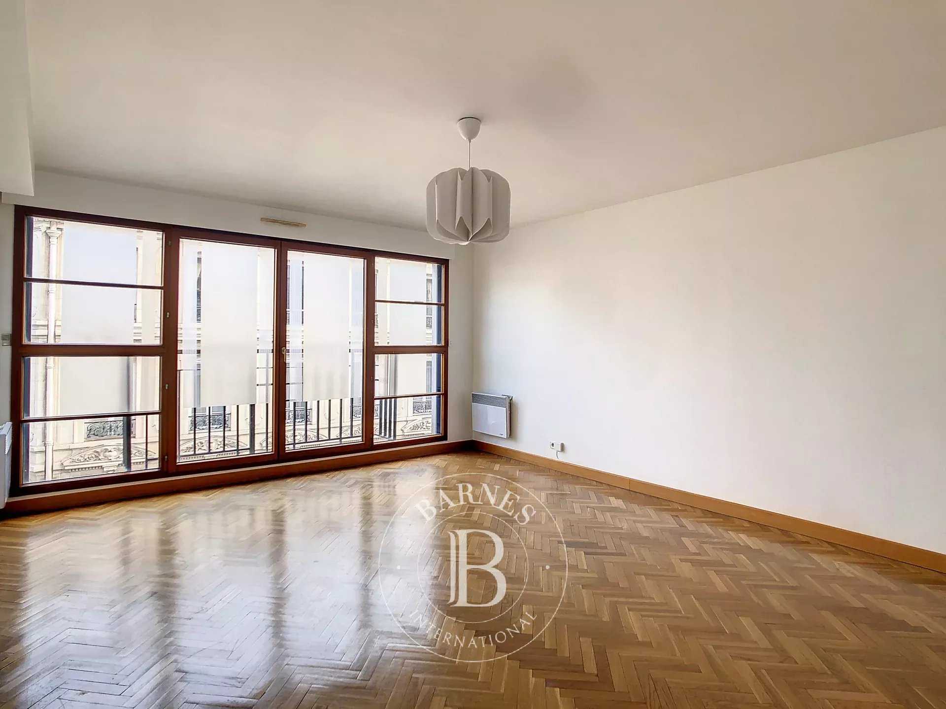 Piso Paris 75016  -  ref 82655266 (picture 1)