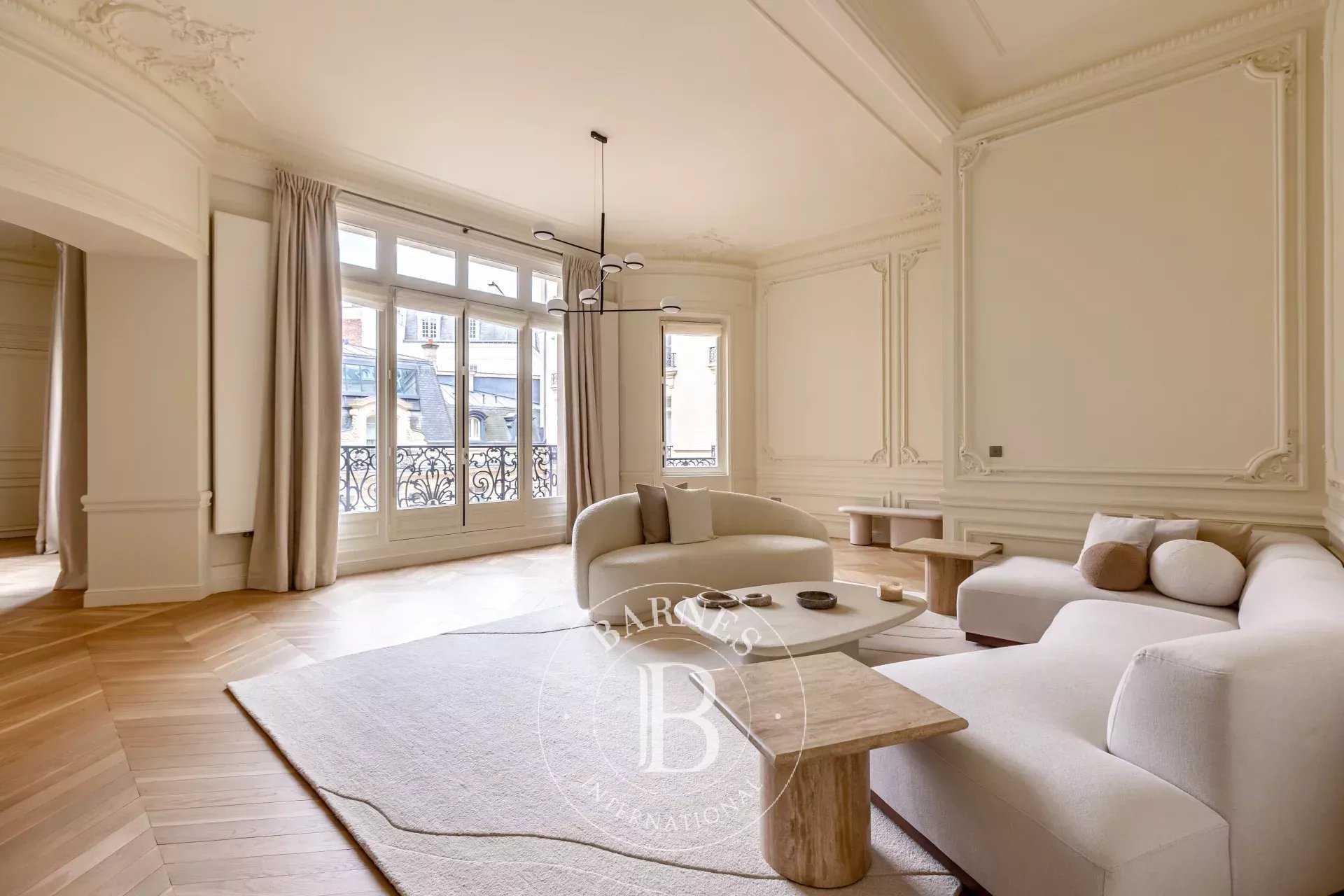 Appartement Paris 75016  -  ref 85951700 (picture 1)