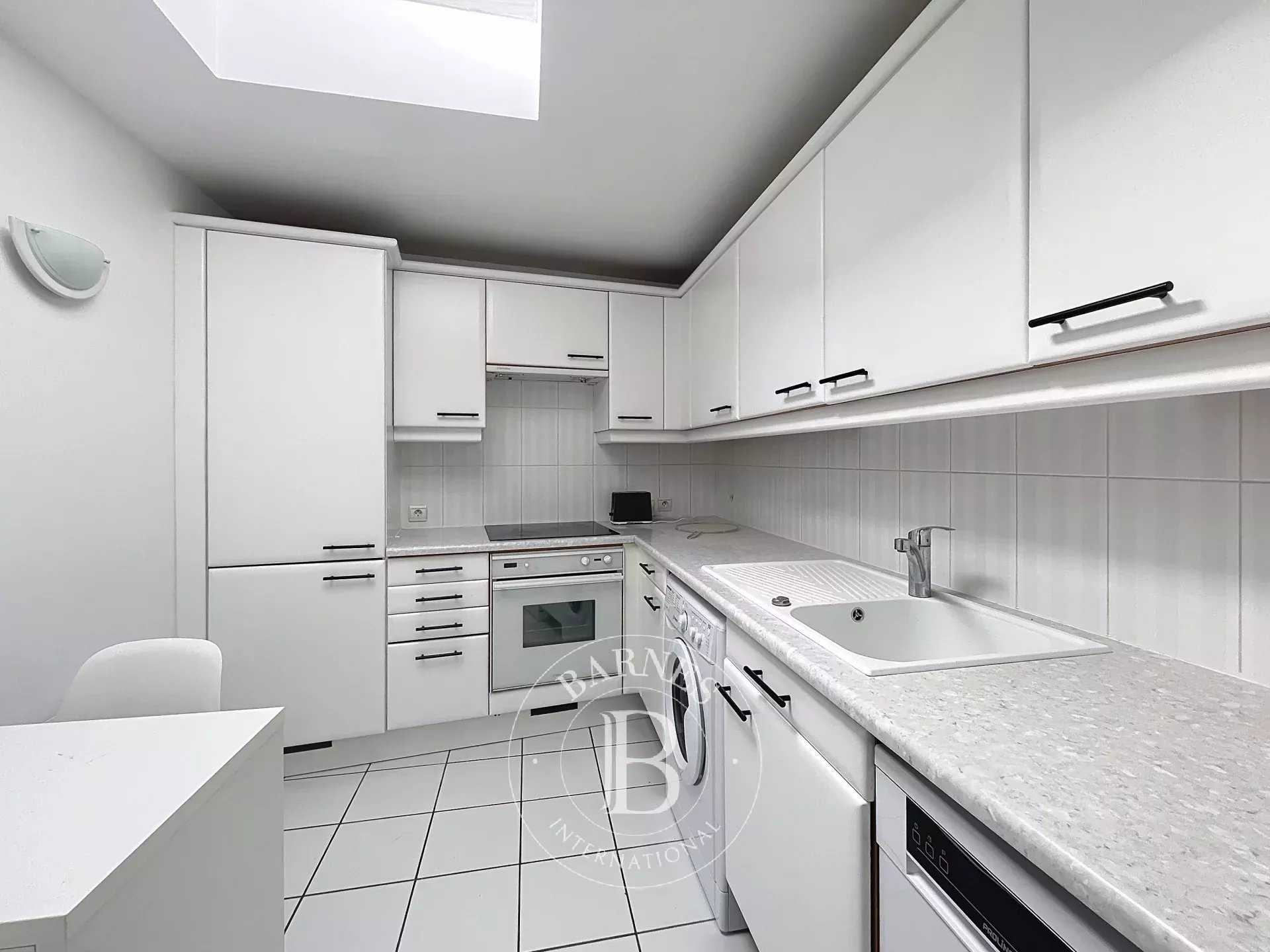 Appartement Paris 75016  -  ref 86208749 (picture 2)
