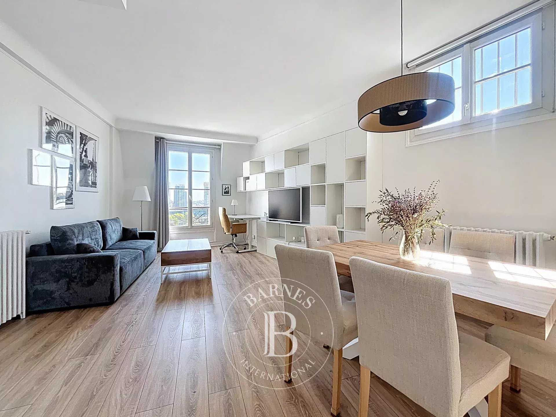 Appartement Paris 75016  -  ref 85909829 (picture 1)