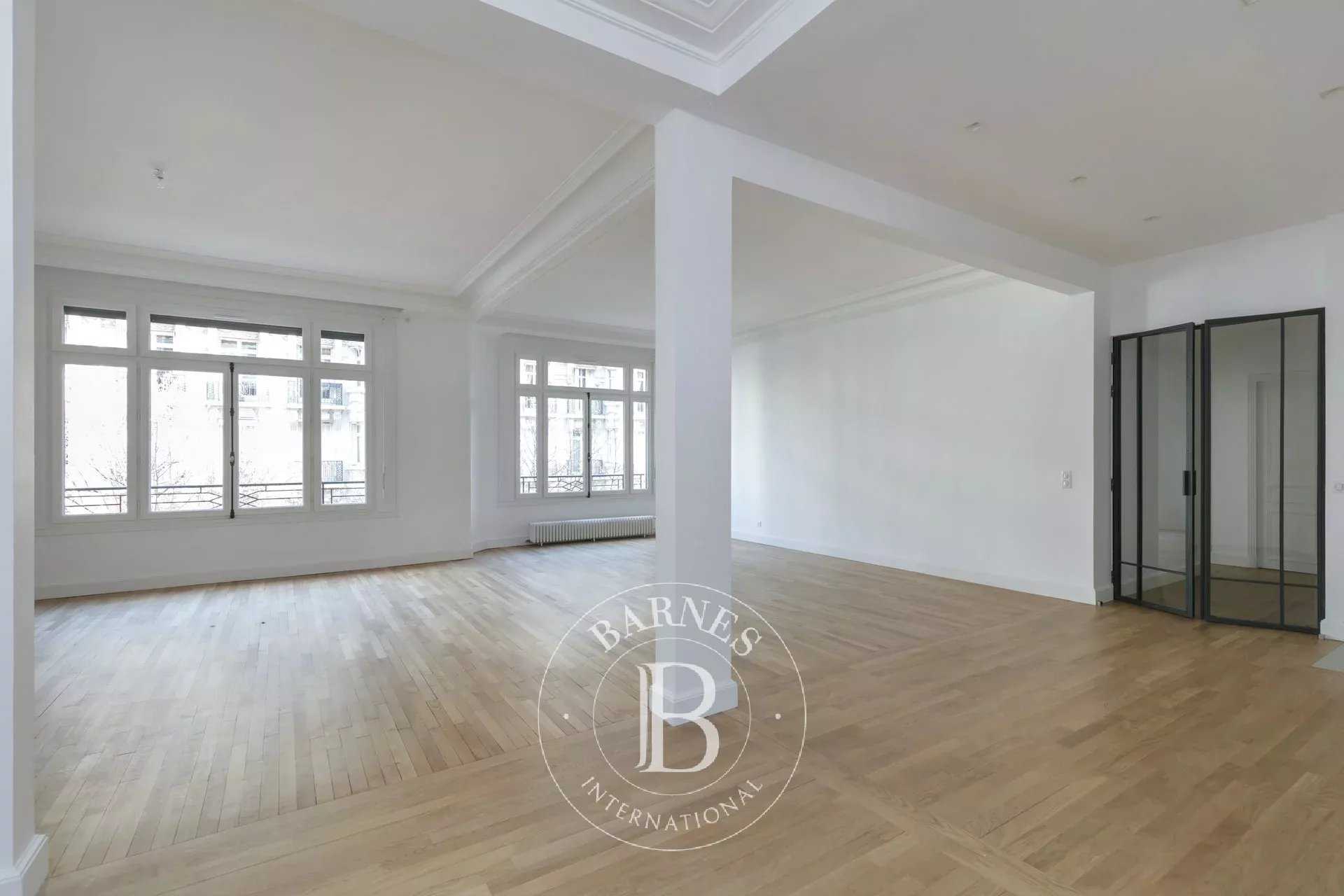 Appartement Paris 75016  -  ref 3706435 (picture 2)