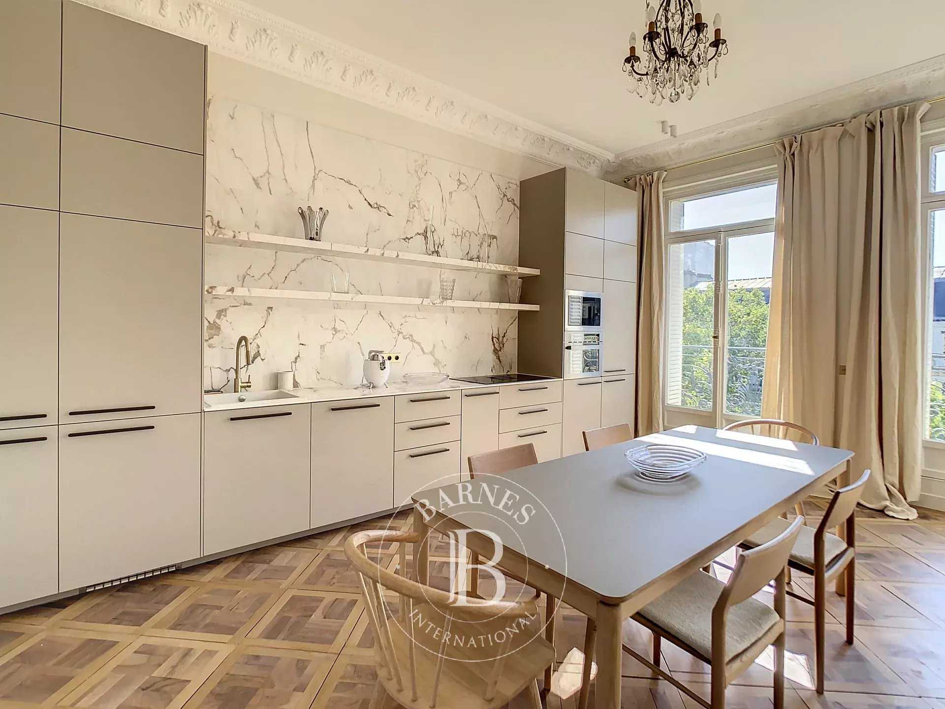 Piso Paris 75016  -  ref 82851184 (picture 2)