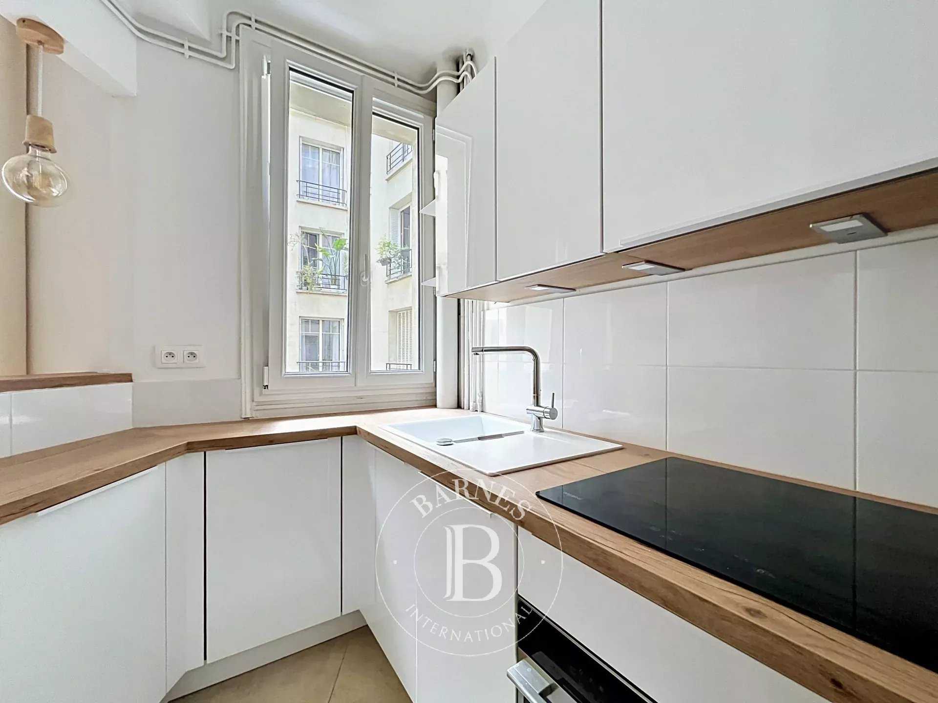 Apartment Paris 75016  -  ref 87037353 (picture 2)