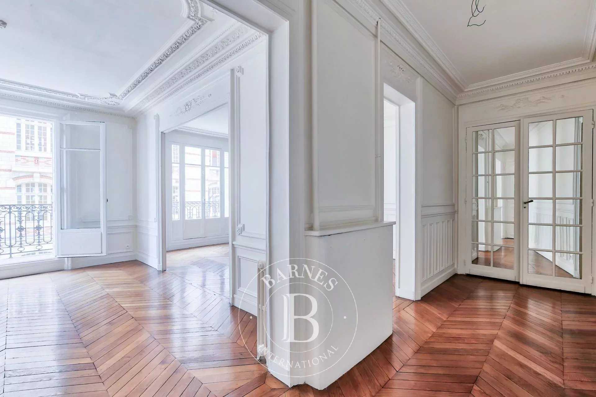 Appartement Paris 75016  -  ref 3208344 (picture 2)