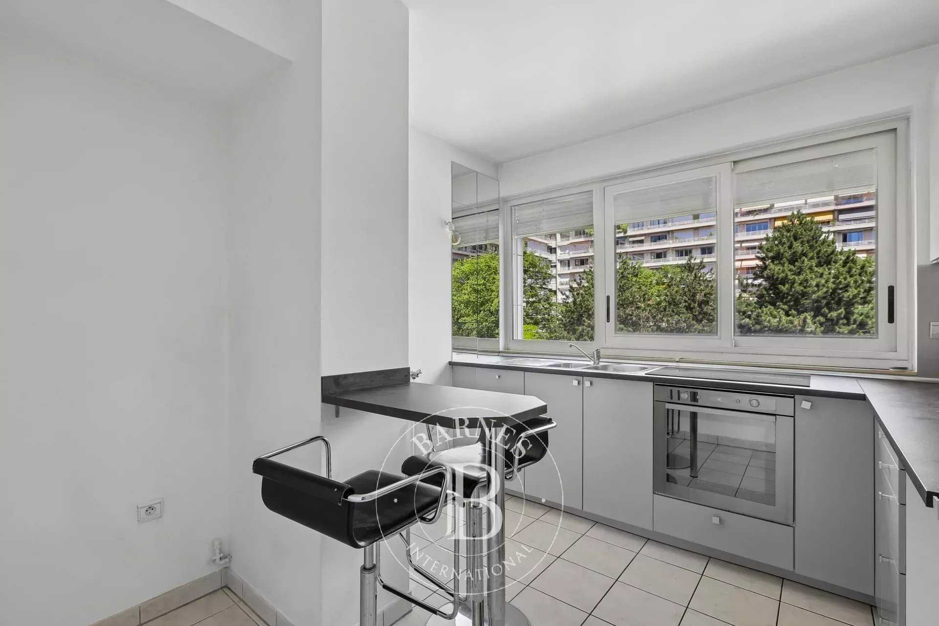 Appartement Paris 75016  -  ref 87090950 (picture 3)