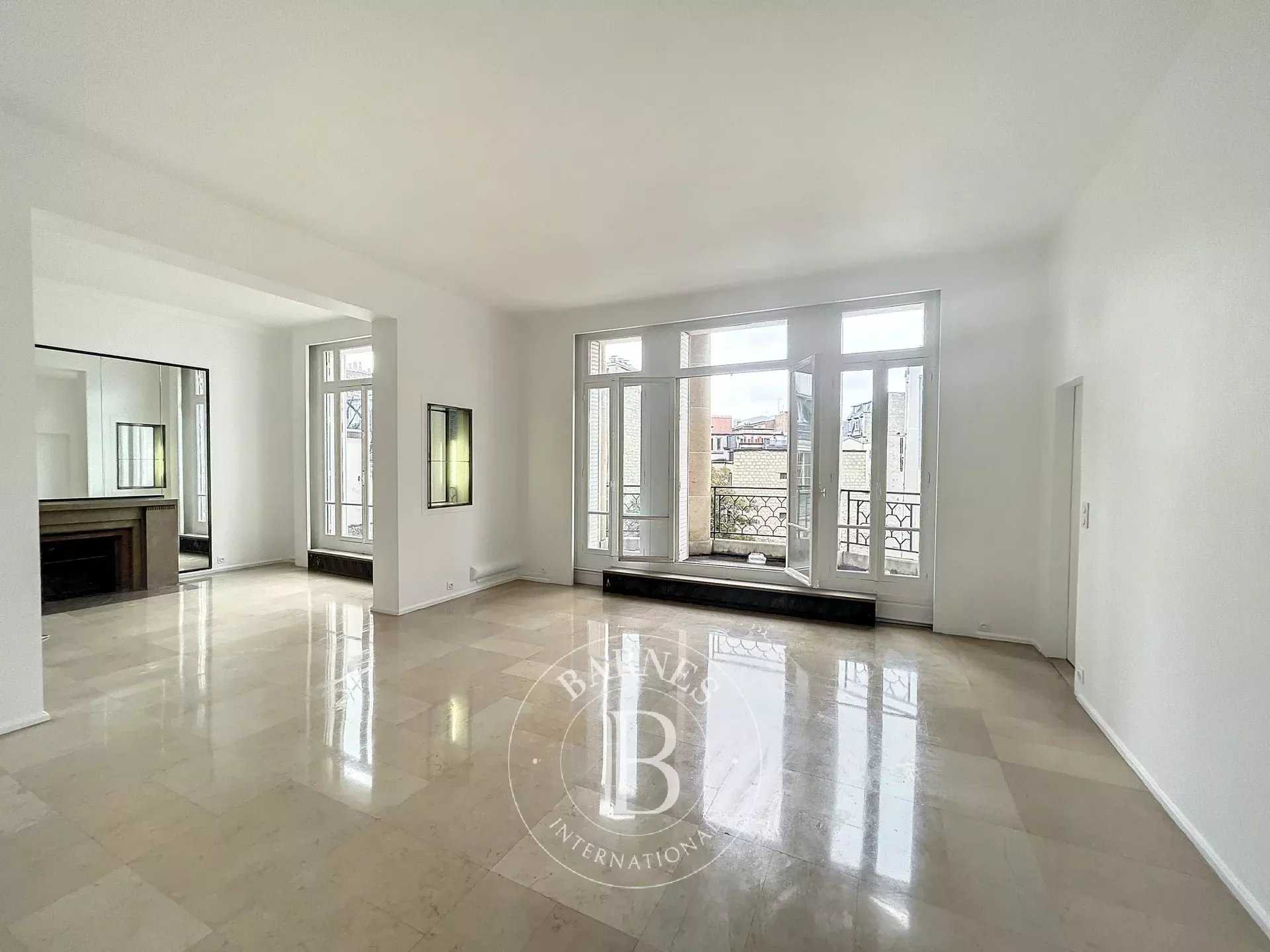 Appartement Paris 75016  -  ref 83432093 (picture 1)
