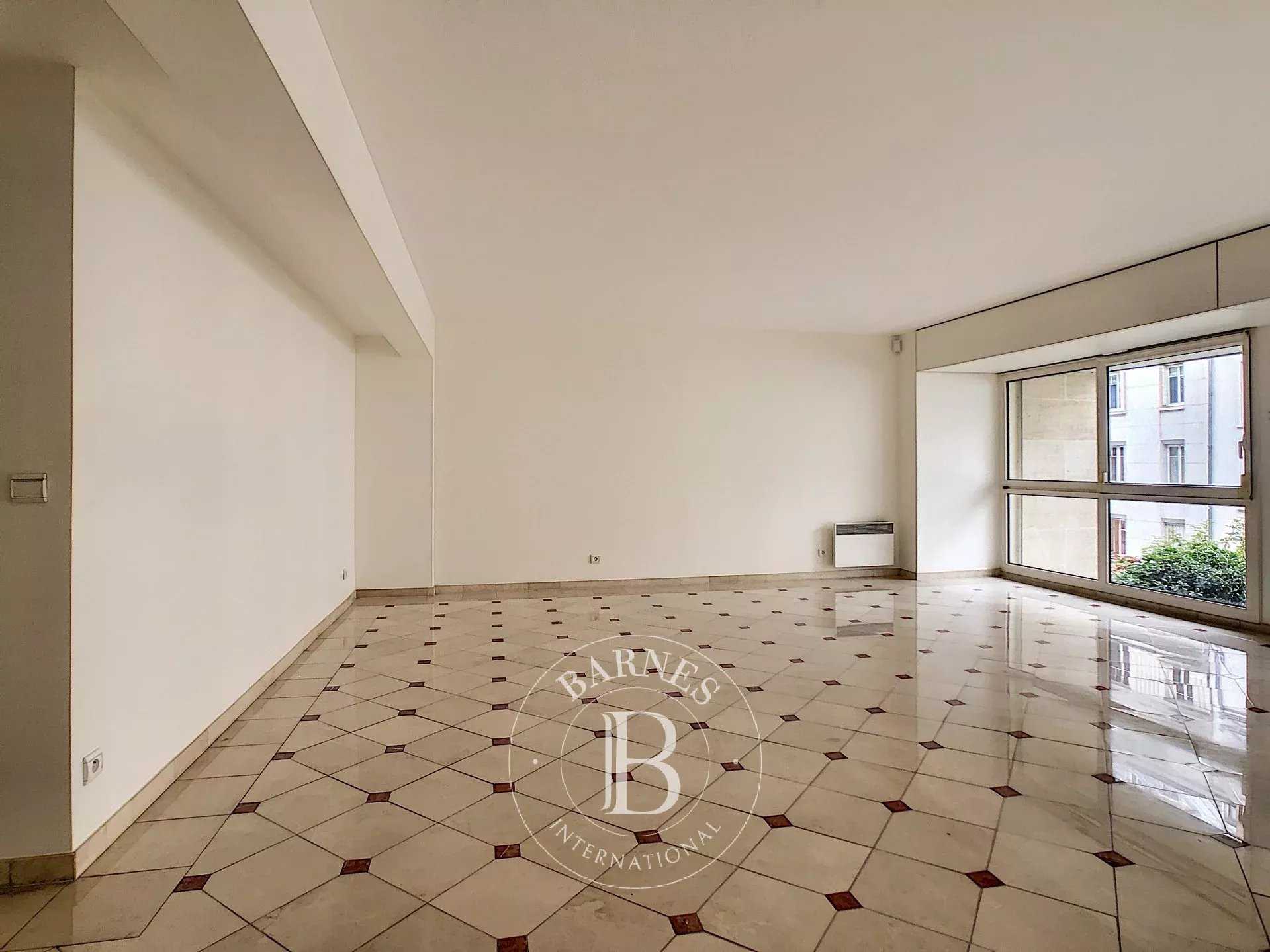 Appartement Paris 75016  -  ref 2769713 (picture 2)