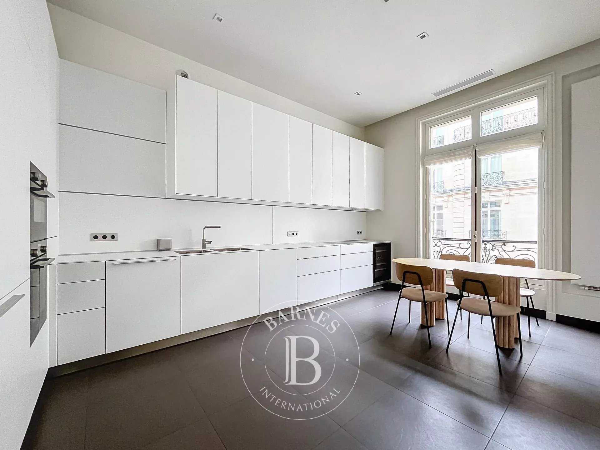 Appartement Paris 75016  -  ref 2767783 (picture 3)