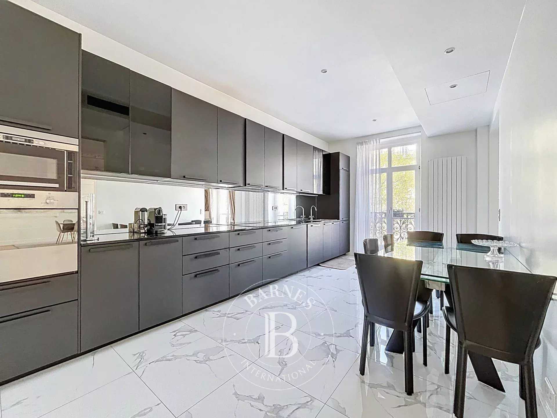 Appartement Paris 75016  -  ref 2765834 (picture 3)