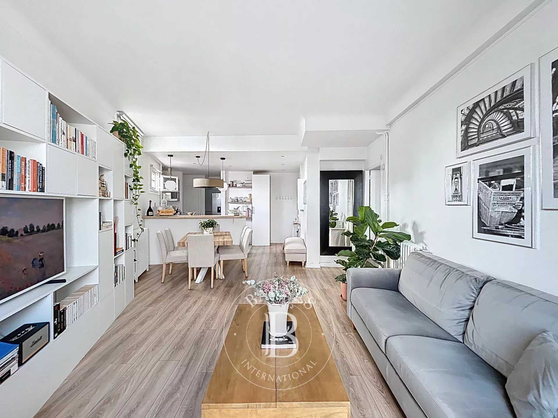 Appartement Paris 75016  -  ref 85909829 (picture 2)