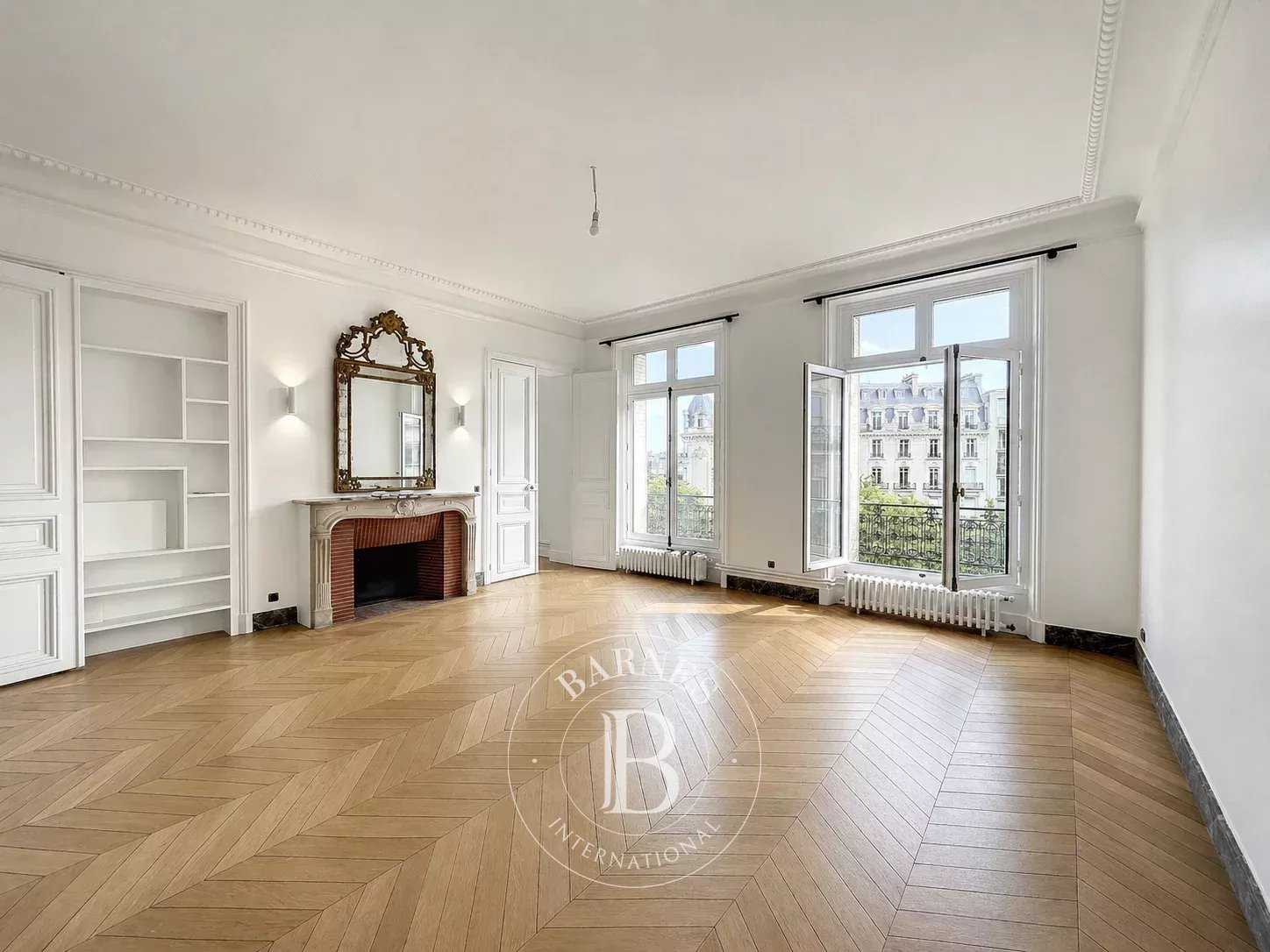 Appartement Paris 75016  -  ref 82921741 (picture 1)