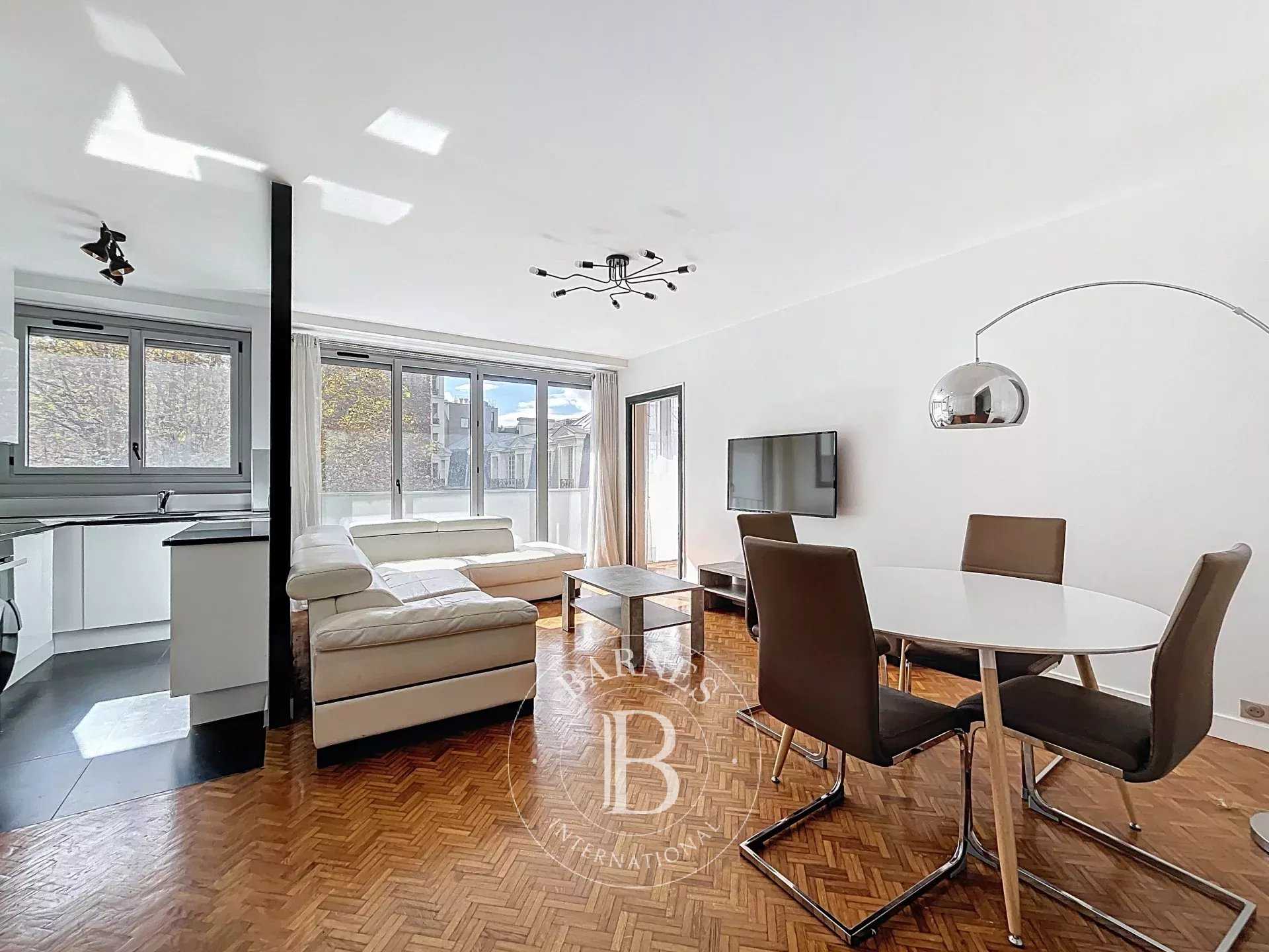 Appartement Paris 75016  -  ref 86346452 (picture 1)
