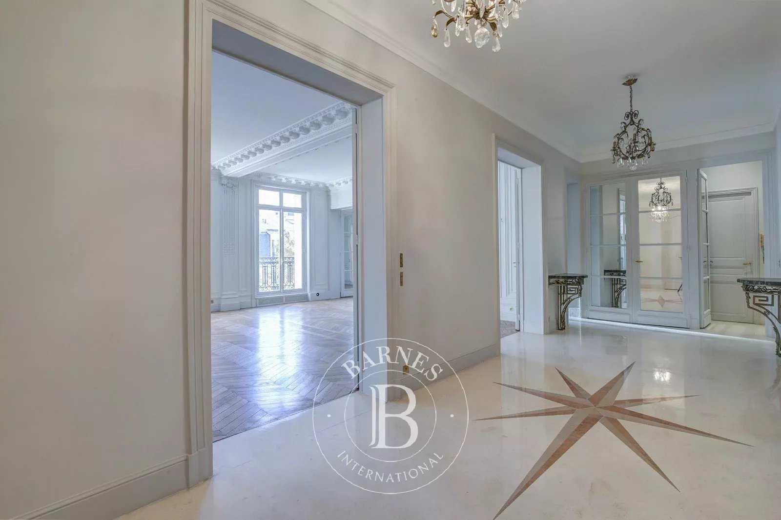 Appartement Paris 75016  -  ref 2765354 (picture 2)