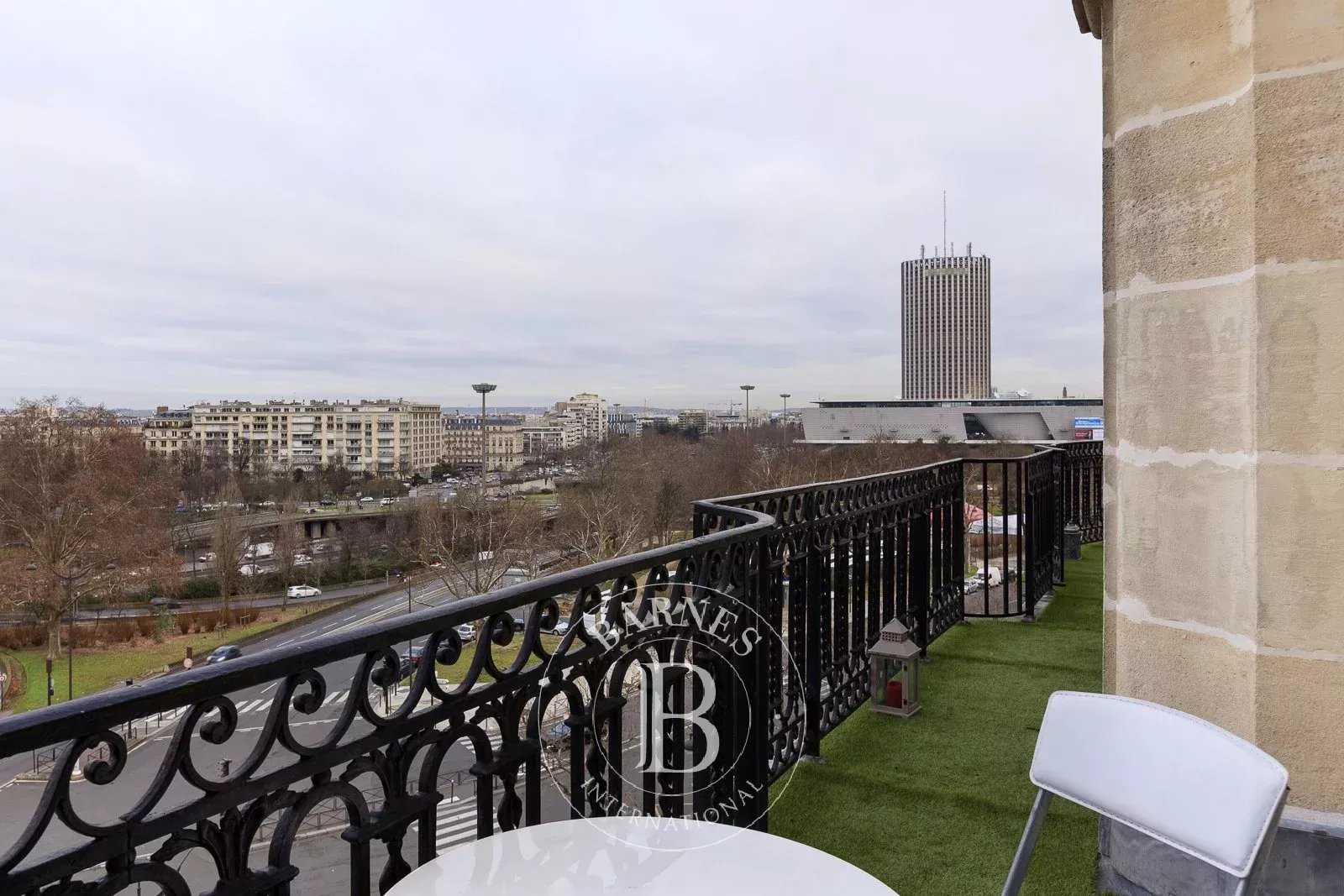 Apartment Paris 75016  -  ref 2766816 (picture 2)