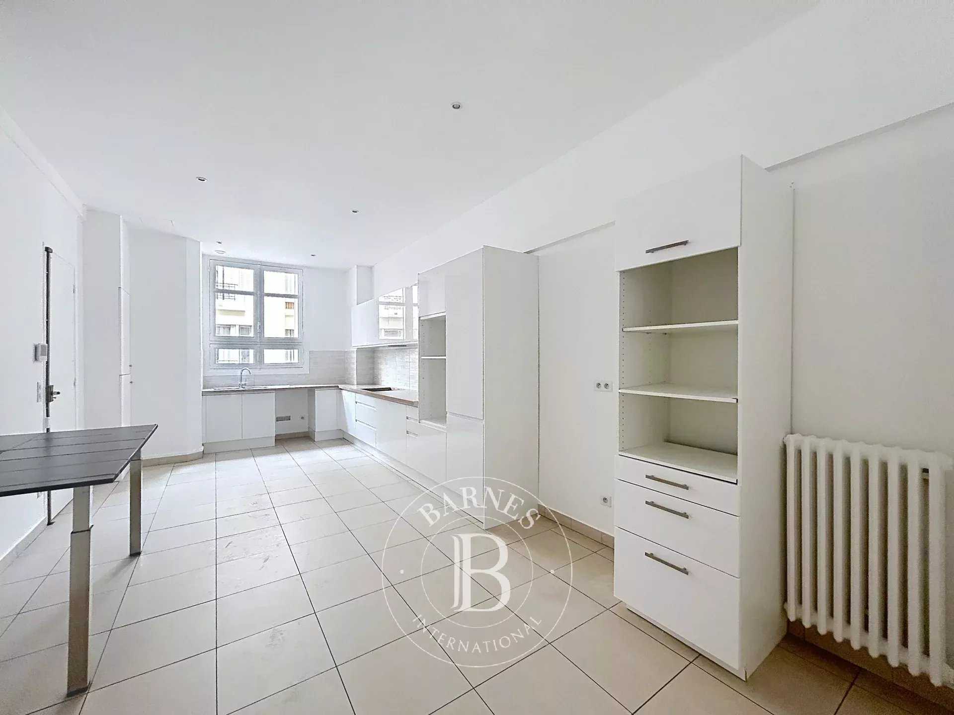 Appartement Paris 75016  -  ref 87146307 (picture 3)