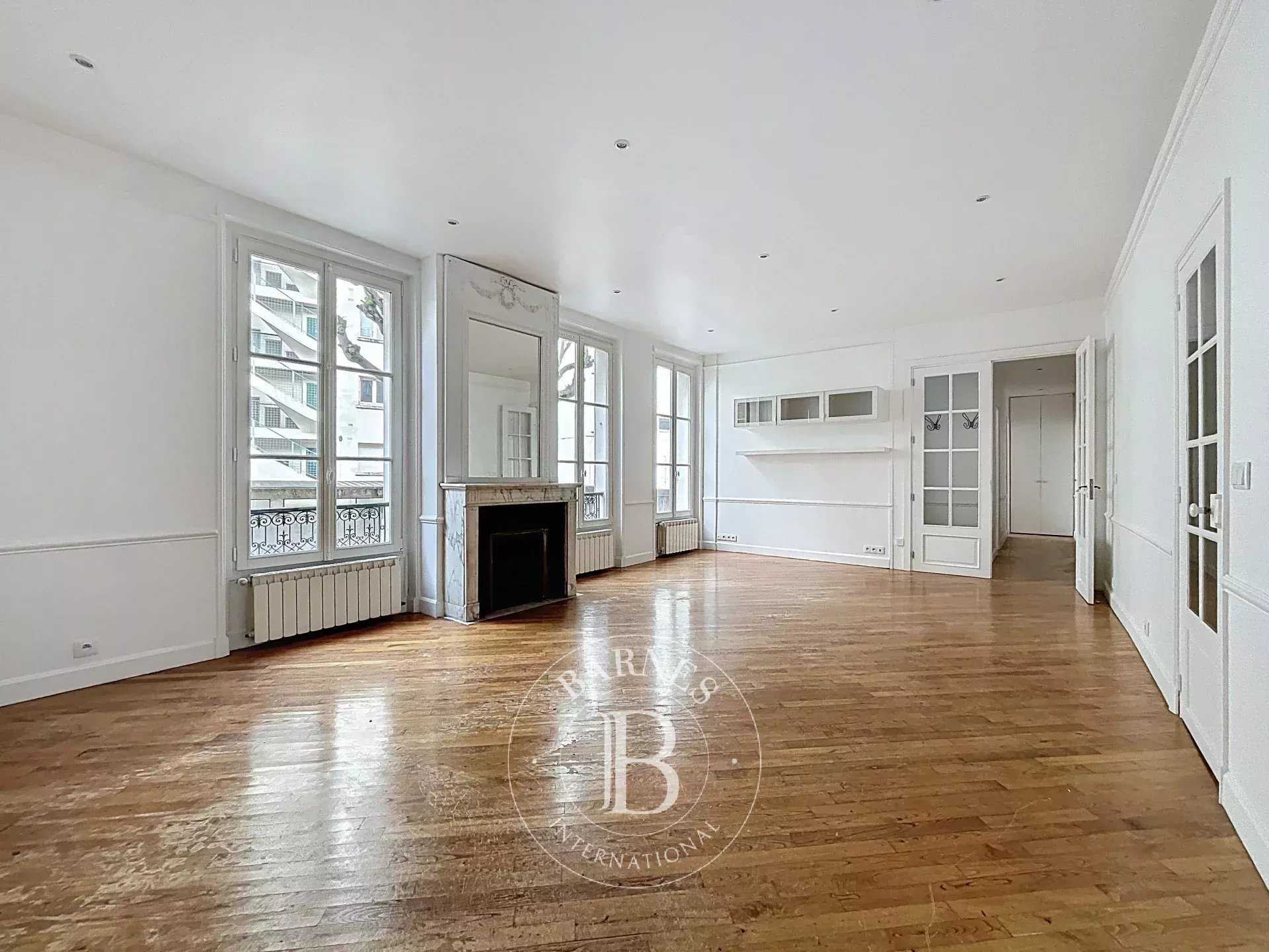 Appartement Paris 75016  -  ref 86741926 (picture 1)