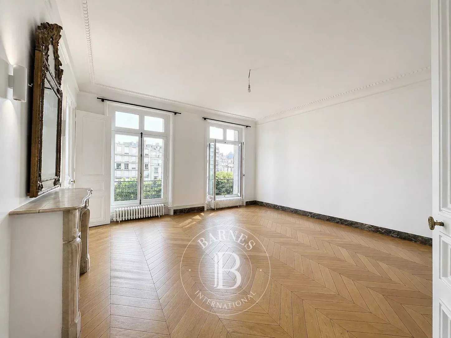 Appartement Paris 75016  -  ref 82921741 (picture 3)