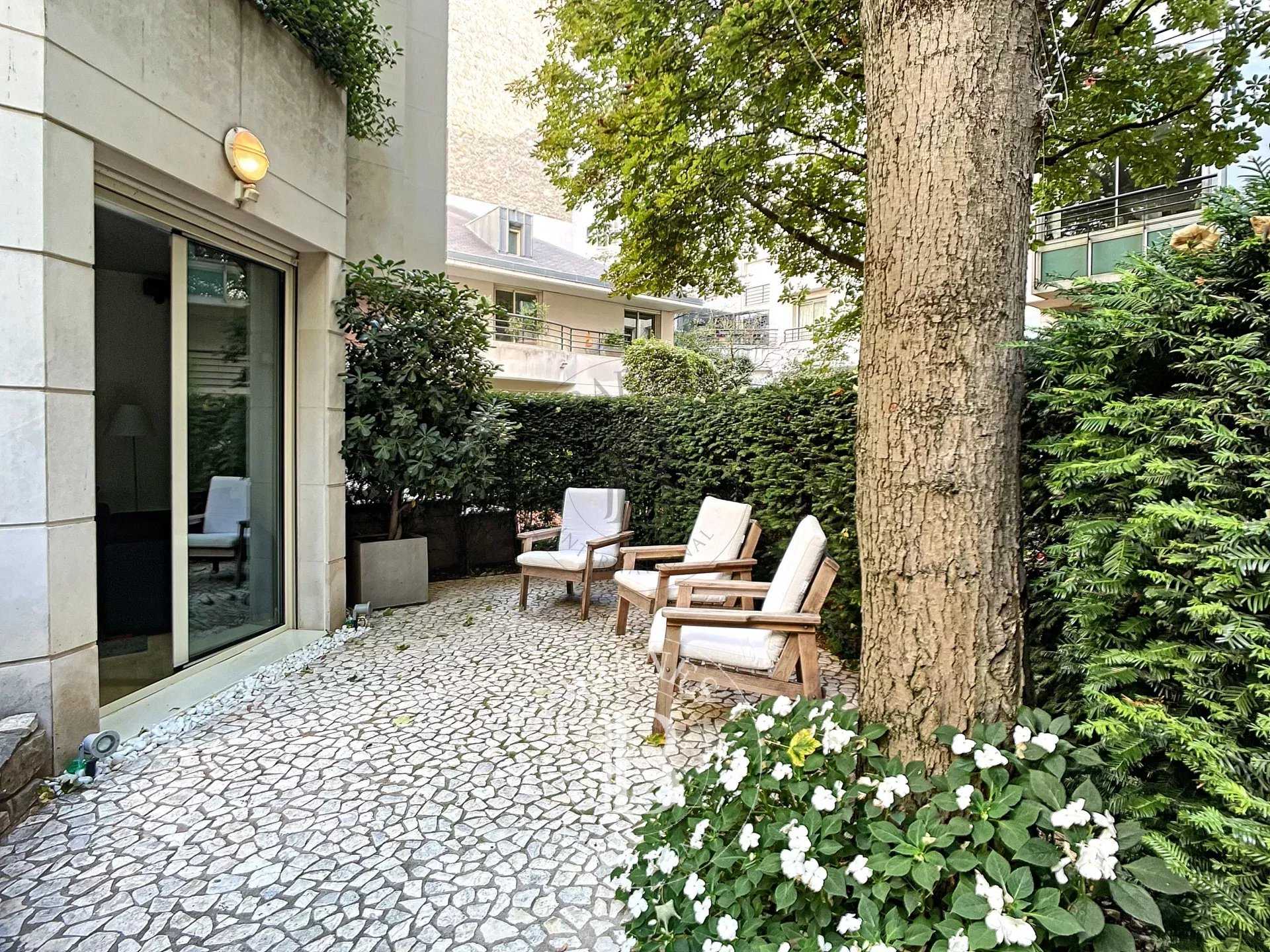Appartement Paris 75016  -  ref 6016442 (picture 1)