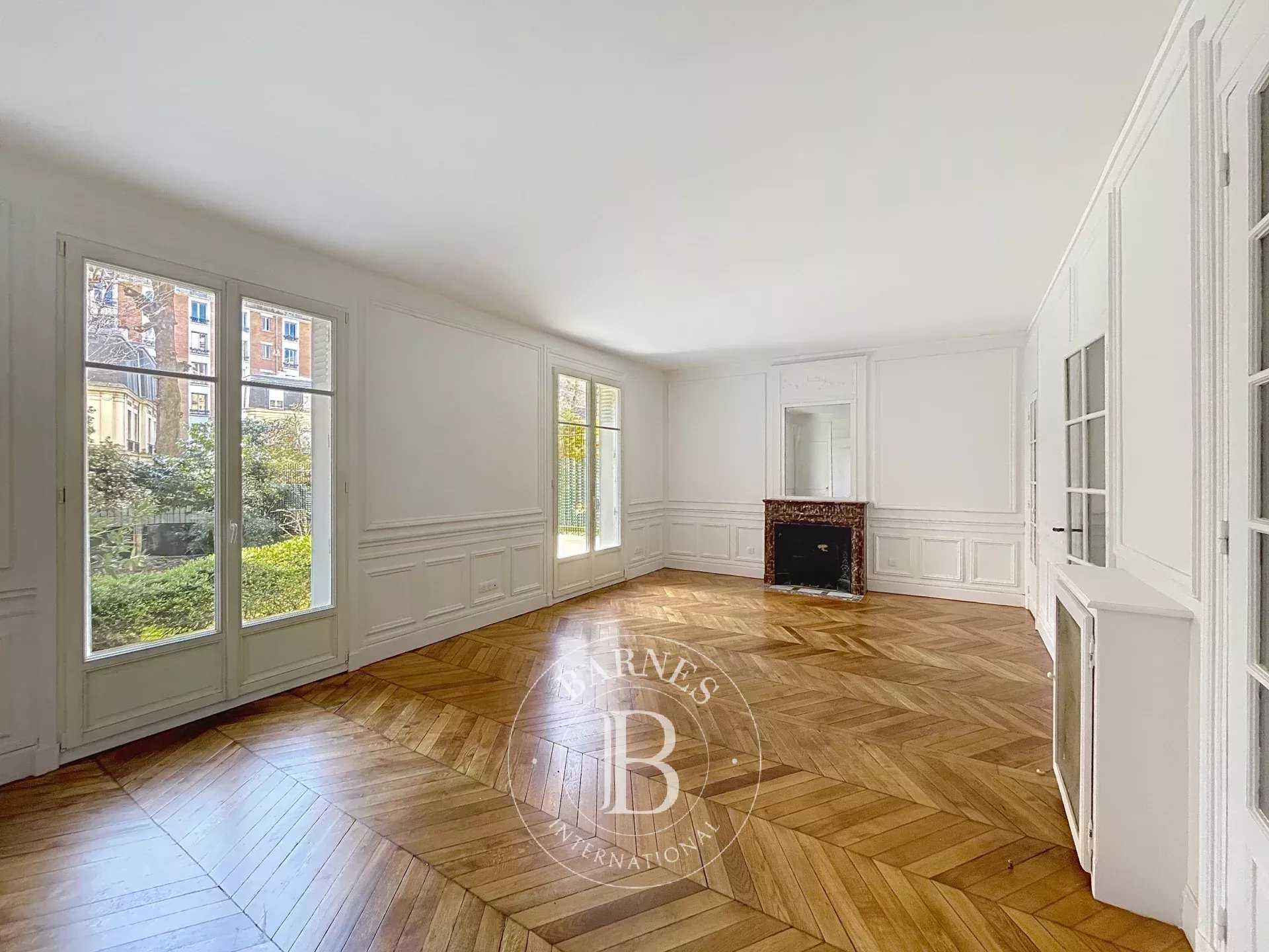 Appartement Paris 75016  -  ref 85760651 (picture 2)