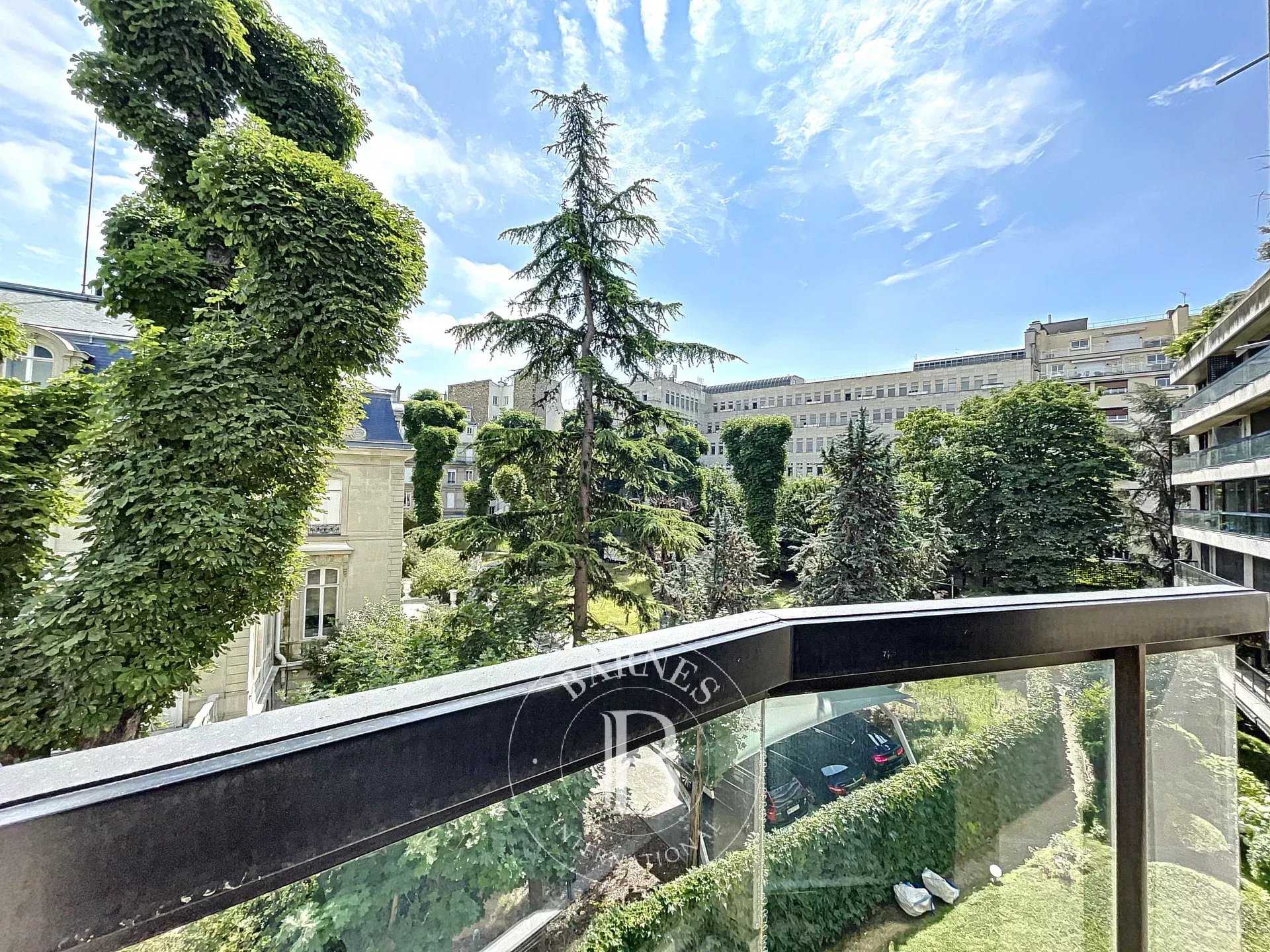 Piso Paris 75016  -  ref 82590015 (picture 1)