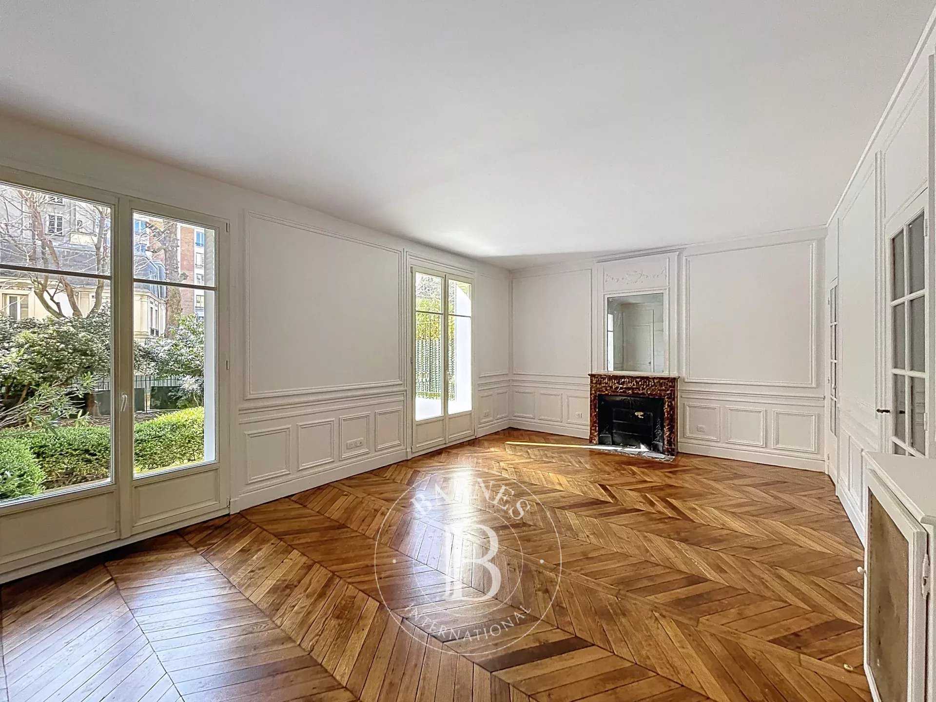 Appartement Paris 75016  -  ref 85760651 (picture 1)