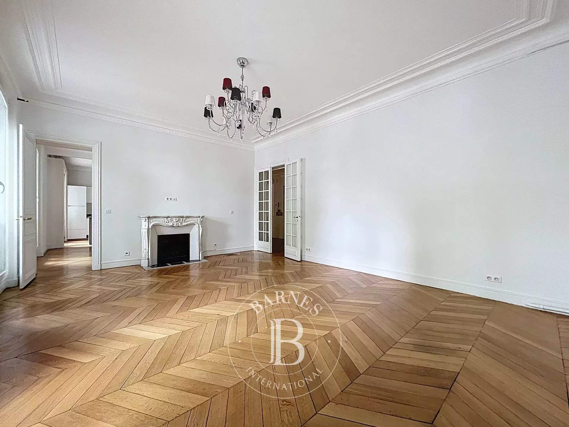 Paris  - Apartment 4 Bedrooms - picture 9