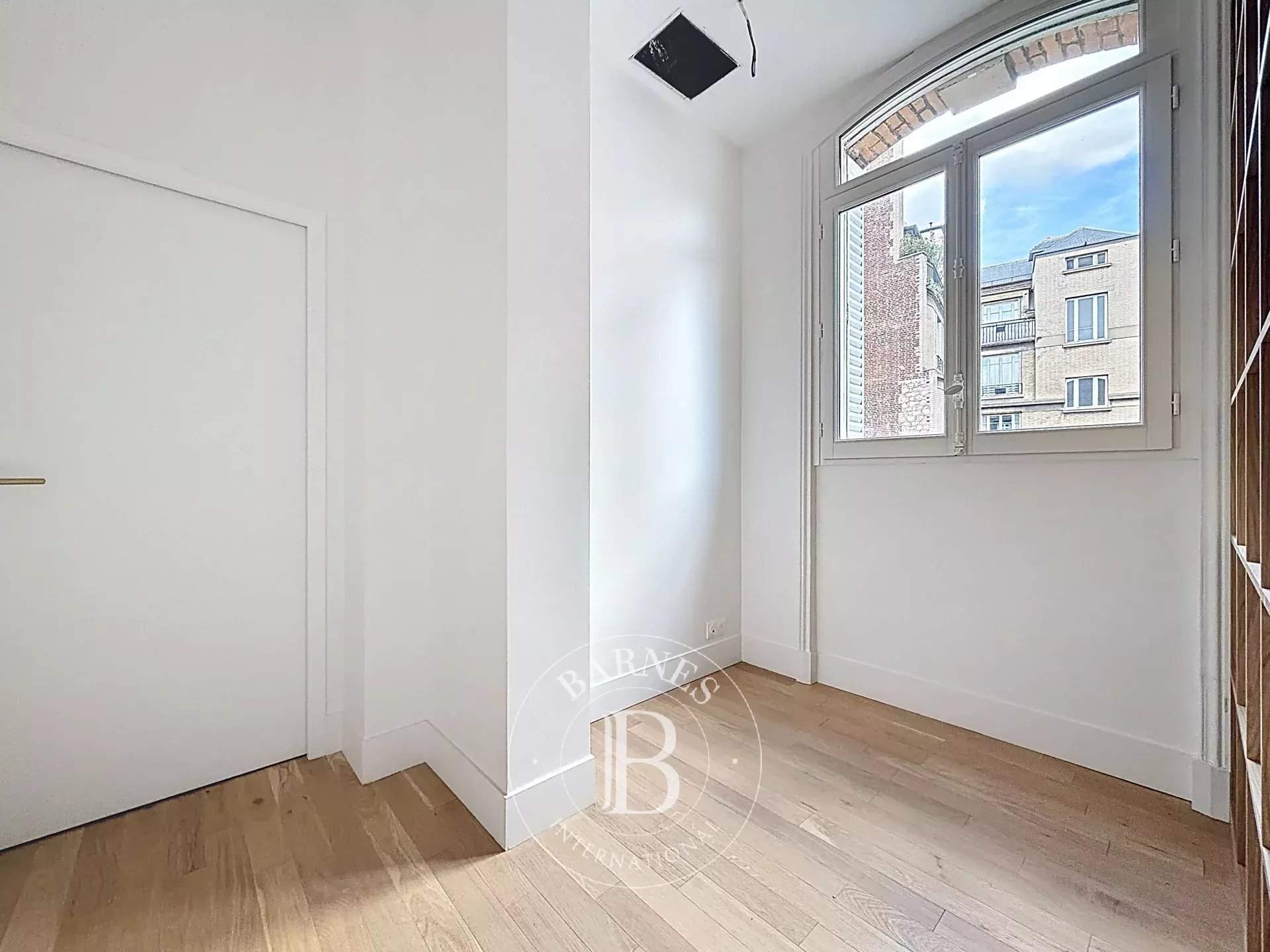 Paris  - Apartment 5 Bedrooms - picture 17