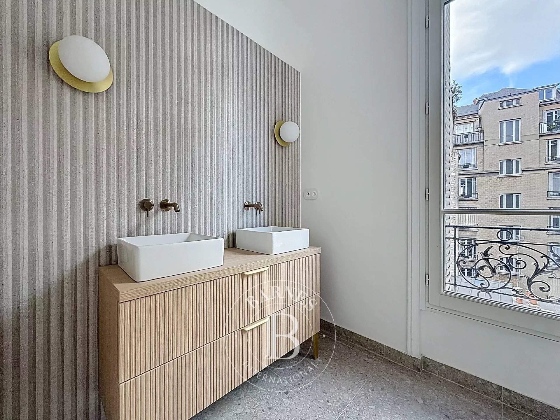 Paris  - Apartment 5 Bedrooms - picture 18